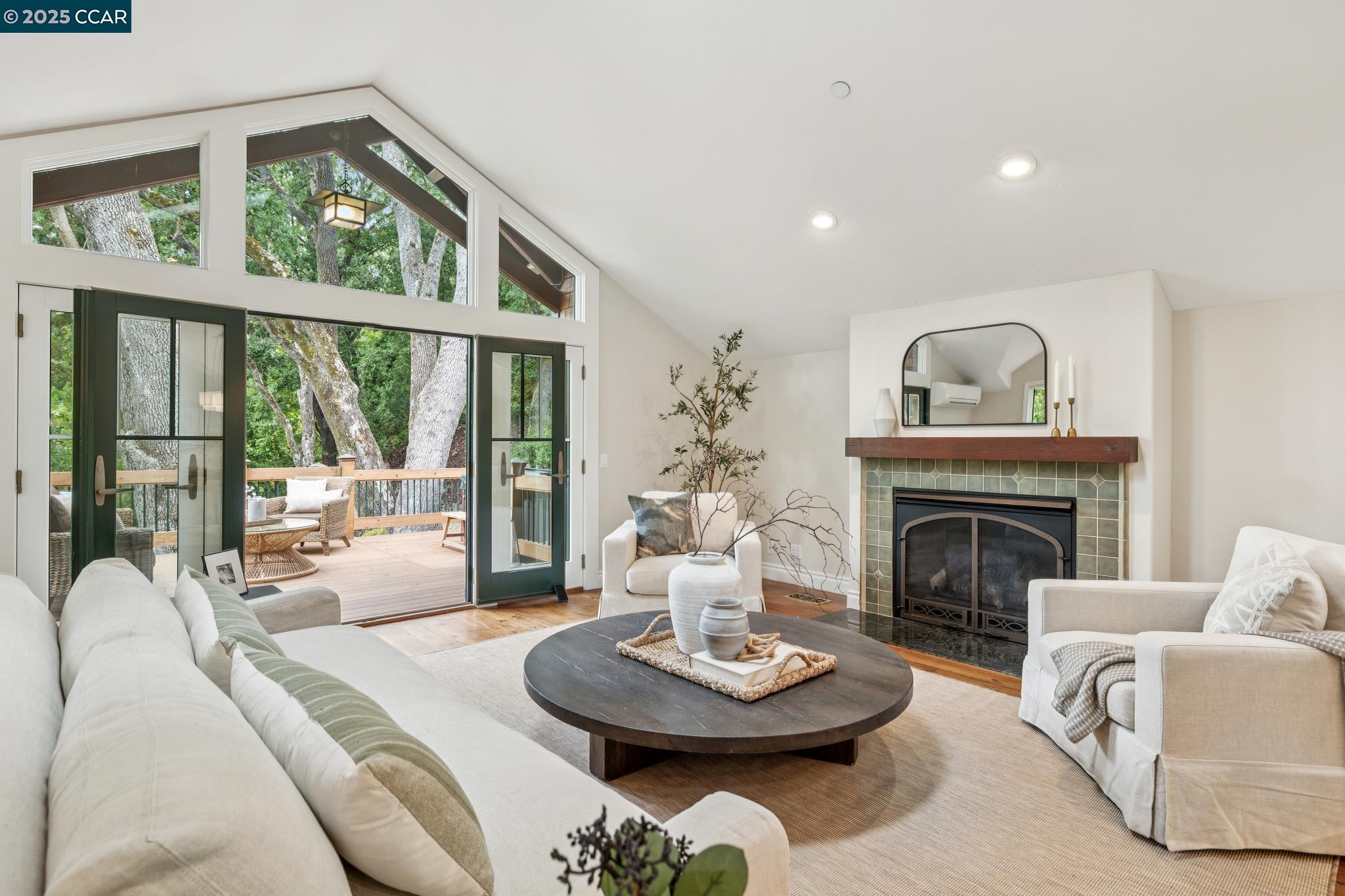 Detail Gallery Image 5 of 41 For 1109 N Thompson Road, Lafayette,  CA 94549-3143 - 3 Beds | 2/1 Baths