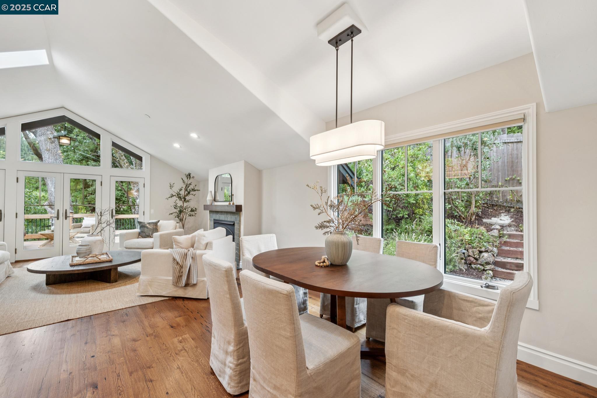 Detail Gallery Image 9 of 41 For 1109 N Thompson Road, Lafayette,  CA 94549-3143 - 3 Beds | 2/1 Baths