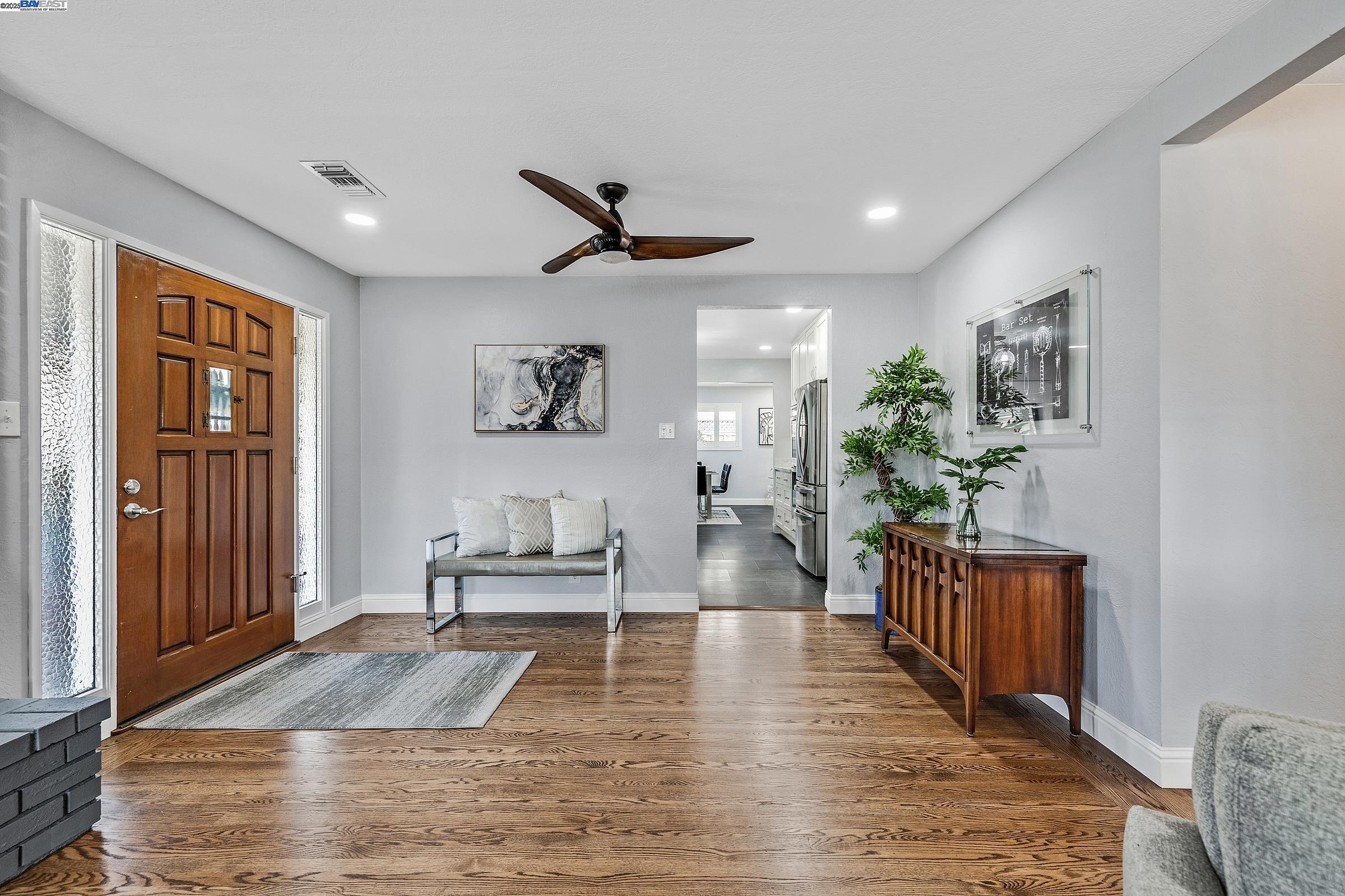 Detail Gallery Image 2 of 35 For 36304 Magellan Dr, Fremont,  CA 94536 - 3 Beds | 2 Baths