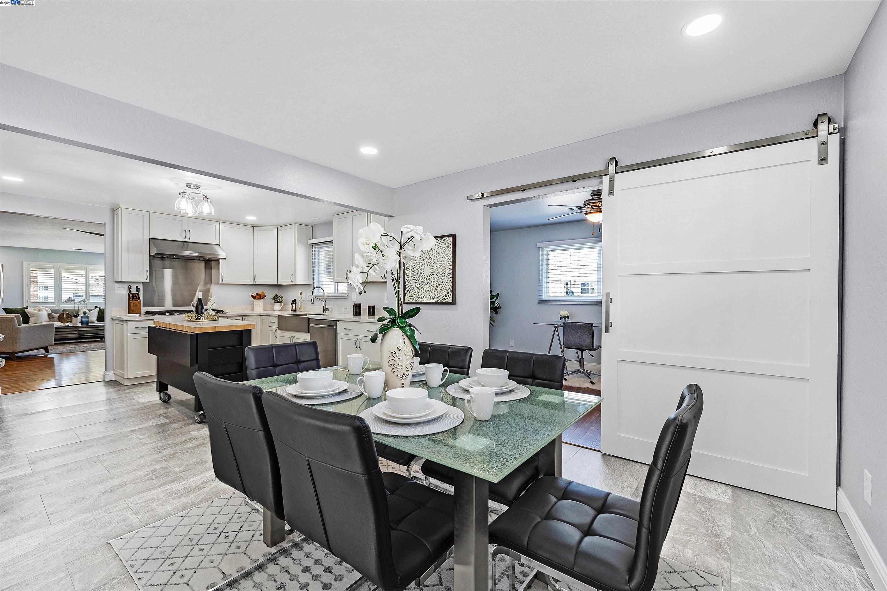 Detail Gallery Image 14 of 35 For 36304 Magellan Dr, Fremont,  CA 94536 - 3 Beds | 2 Baths