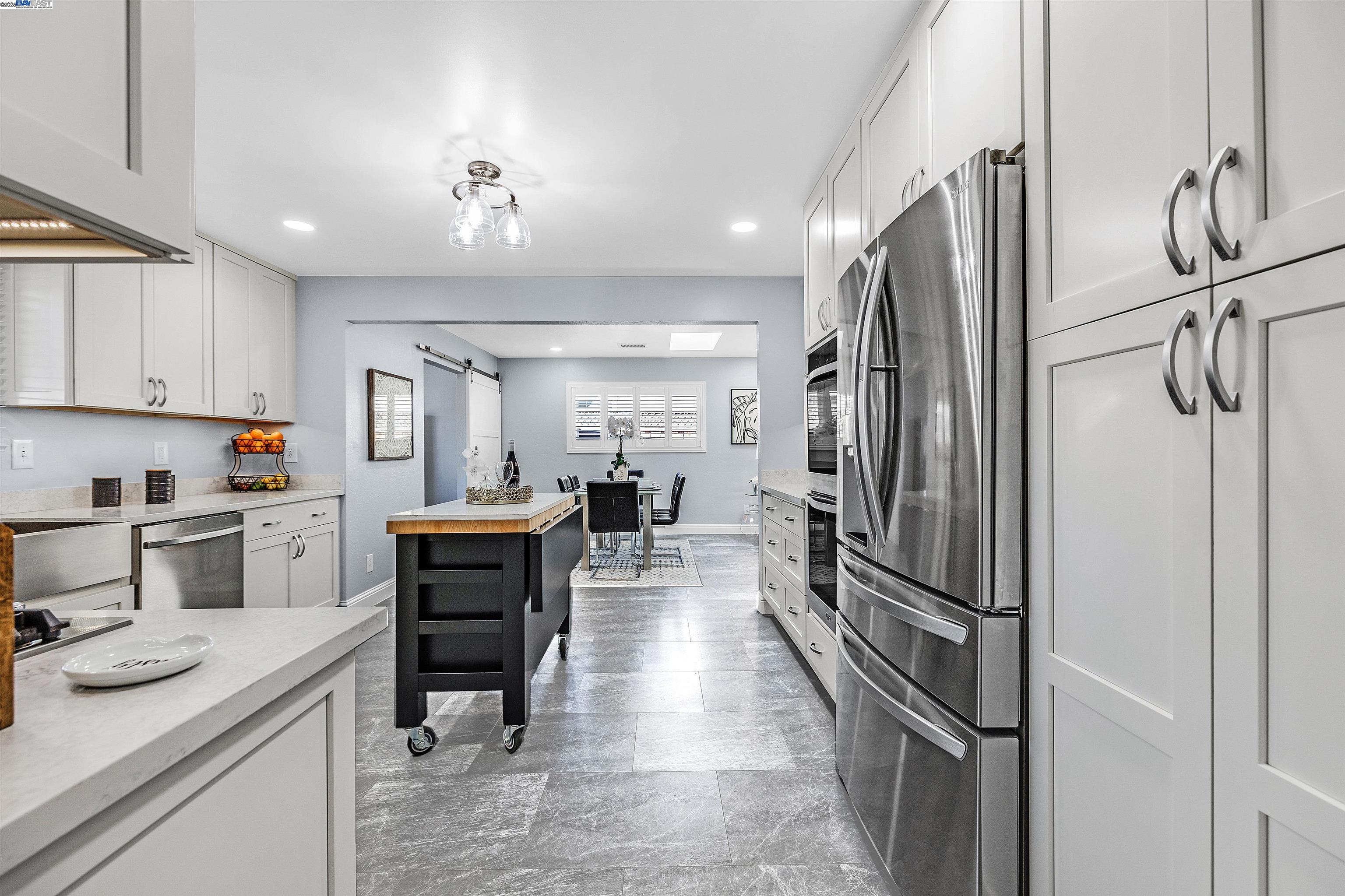 Detail Gallery Image 7 of 35 For 36304 Magellan Dr, Fremont,  CA 94536 - 3 Beds | 2 Baths