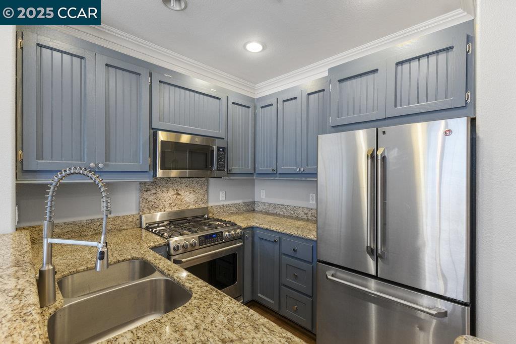 Photo #12: 41111432 Listing: Photo #12
