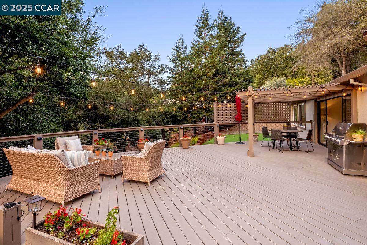 Detail Gallery Image 23 of 31 For 49 Muth Dr, Orinda,  CA 94563 - 3 Beds | 2 Baths