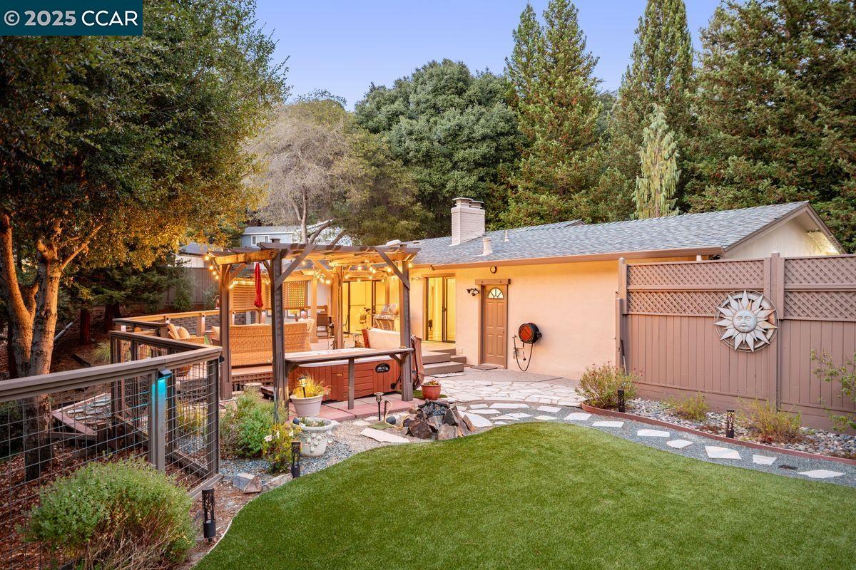 Detail Gallery Image 28 of 31 For 49 Muth Dr, Orinda,  CA 94563 - 3 Beds | 2 Baths