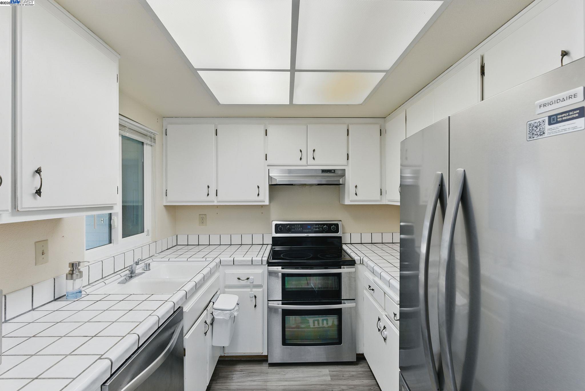 Photo #5: 41111435 Listing 