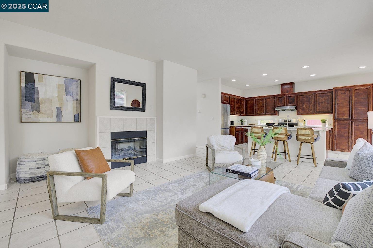 Detail Gallery Image 15 of 52 For 3630 Park Ridge Dr, Richmond,  CA 94806 - 5 Beds | 3 Baths