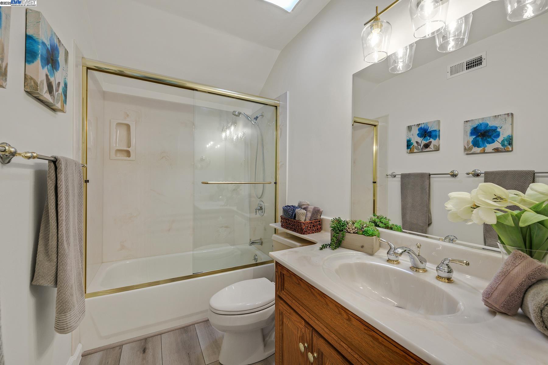 Detail Gallery Image 33 of 53 For 35220 Cornwall Pl, Newark,  CA 94560 - 4 Beds | 2/1 Baths
