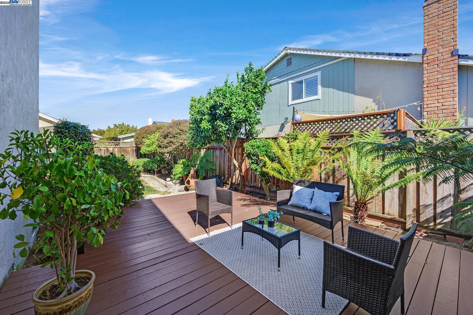 Detail Gallery Image 35 of 53 For 35220 Cornwall Pl, Newark,  CA 94560 - 4 Beds | 2/1 Baths