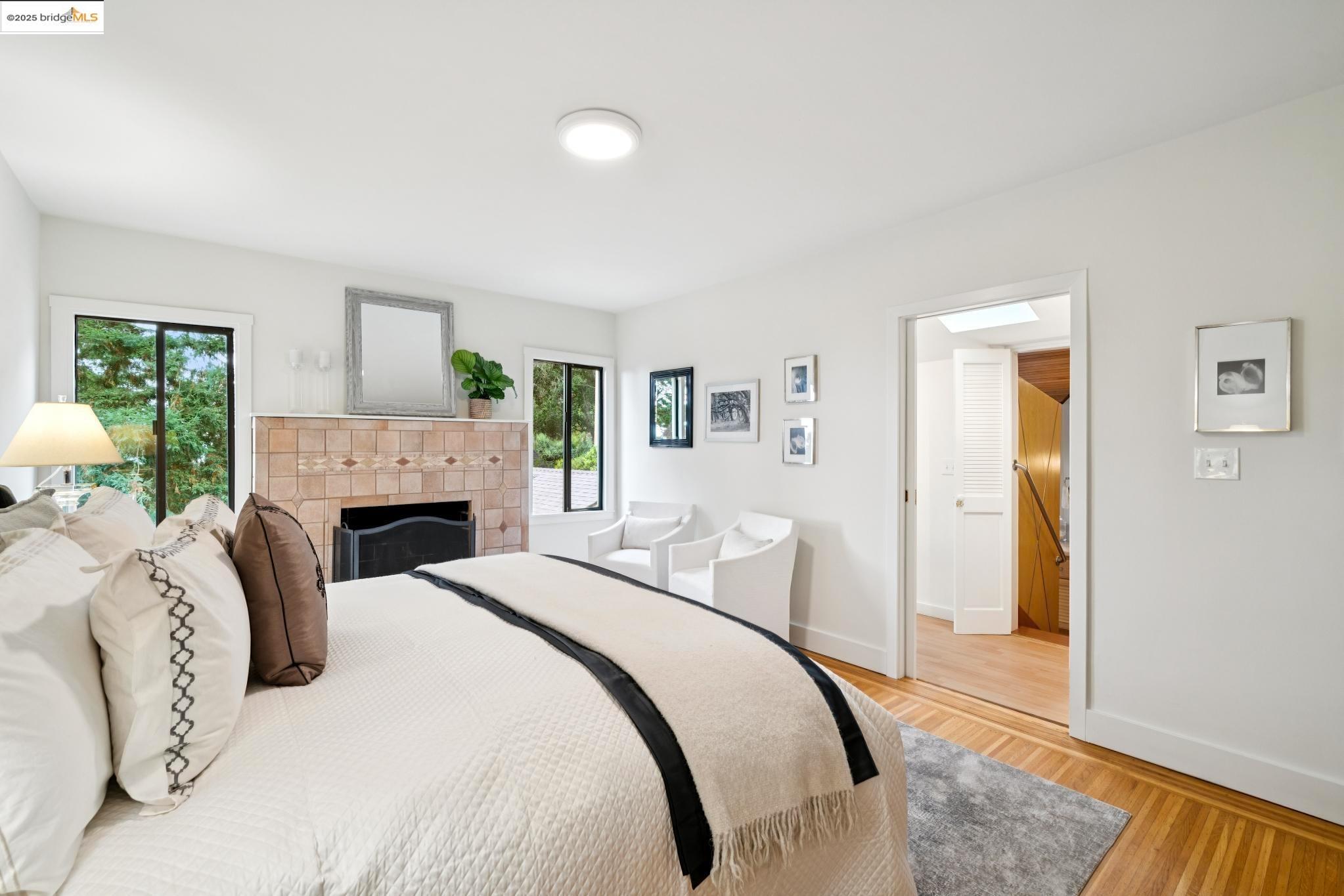Detail Gallery Image 20 of 50 For 6258 Crown Ave, Oakland,  CA 94611 - 3 Beds | 3 Baths