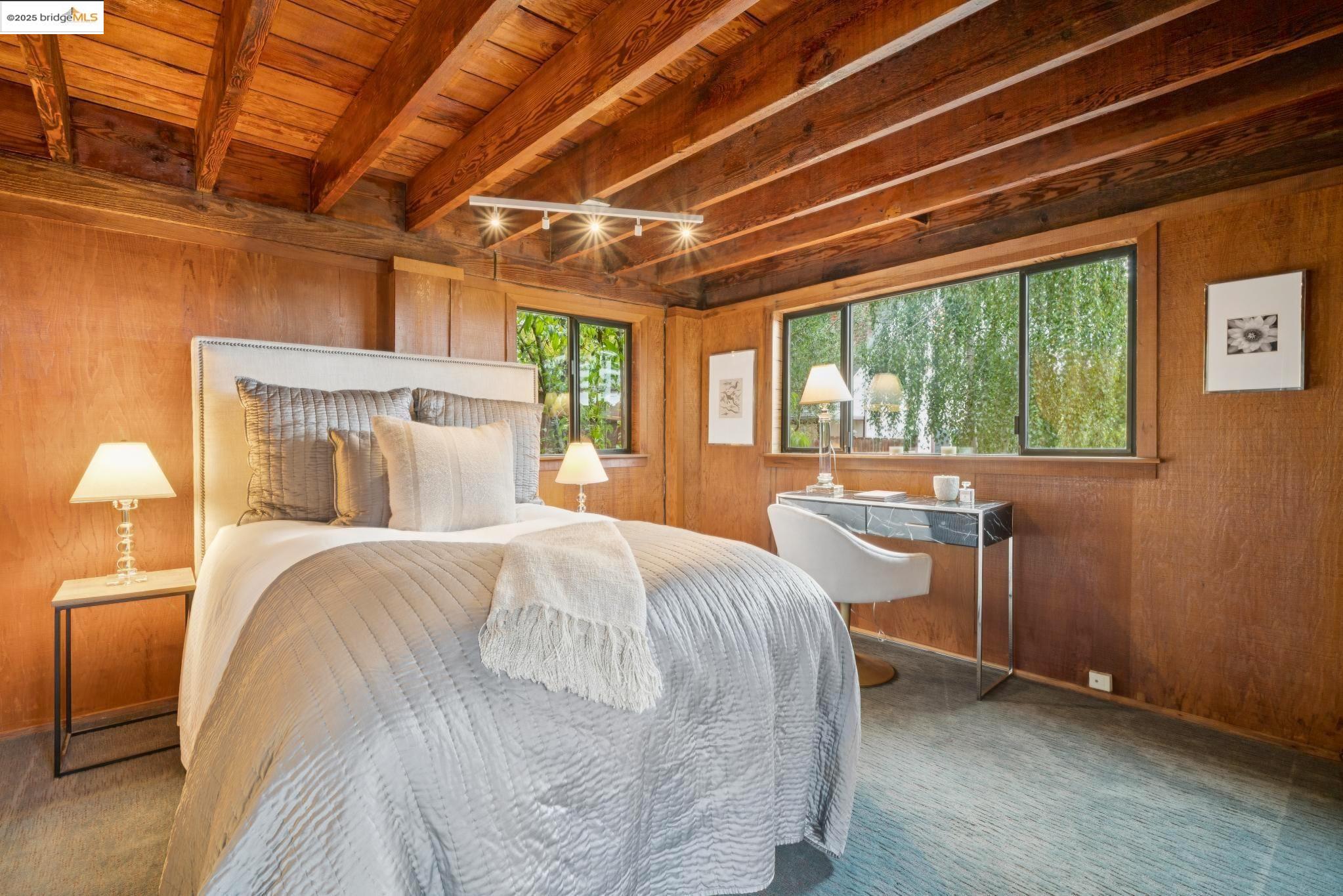 Detail Gallery Image 36 of 50 For 6258 Crown Ave, Oakland,  CA 94611 - 3 Beds | 3 Baths
