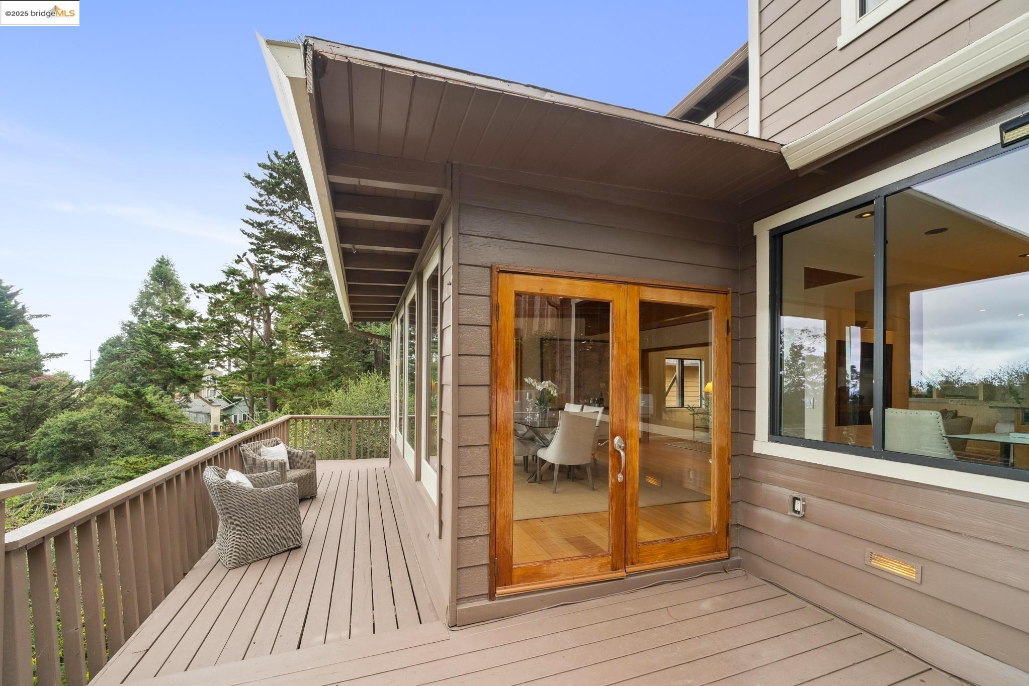 Detail Gallery Image 42 of 50 For 6258 Crown Ave, Oakland,  CA 94611 - 3 Beds | 3 Baths