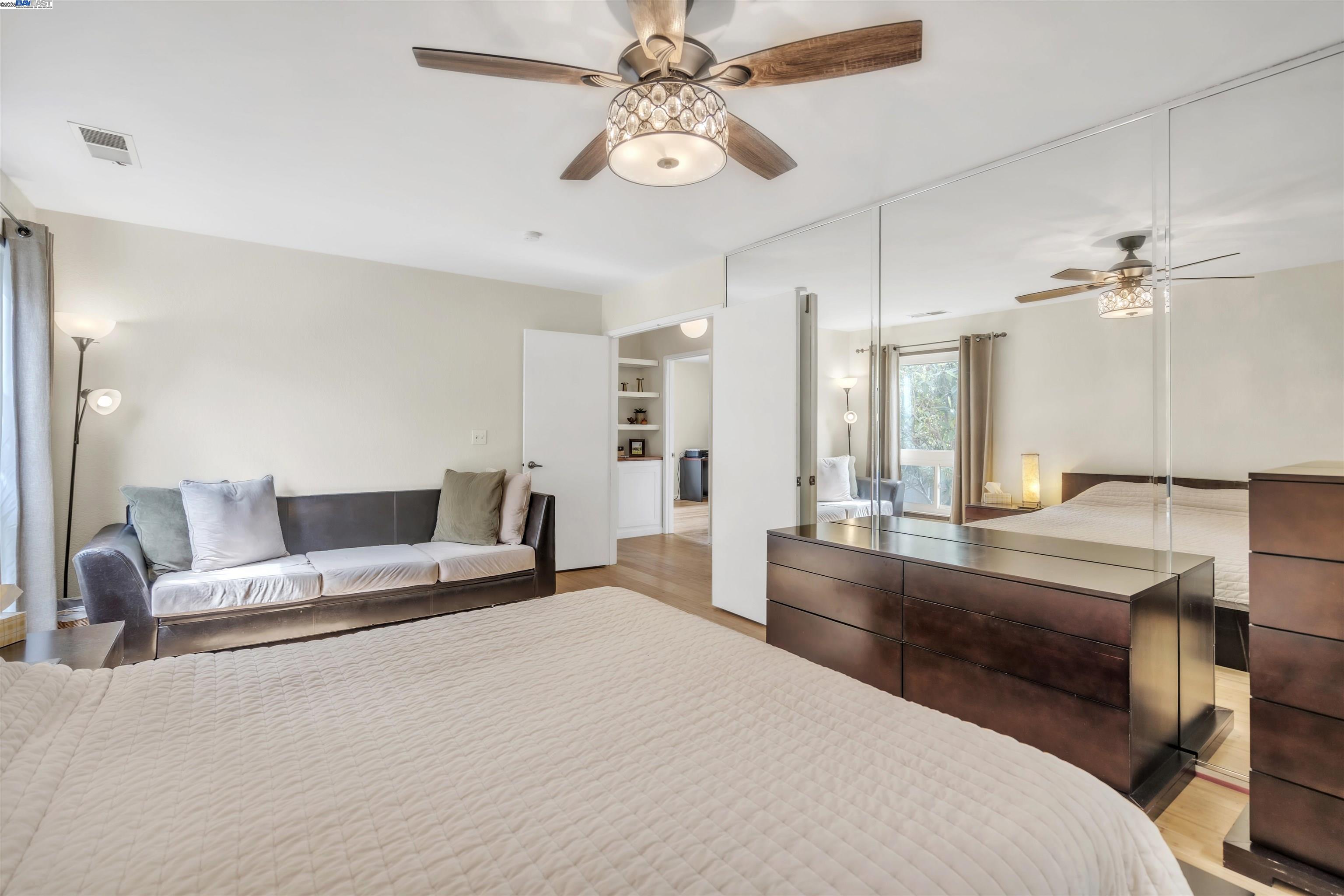 Detail Gallery Image 23 of 46 For 2380 Cabrillo Dr, Hayward,  CA 94545 - 4 Beds | 2/1 Baths