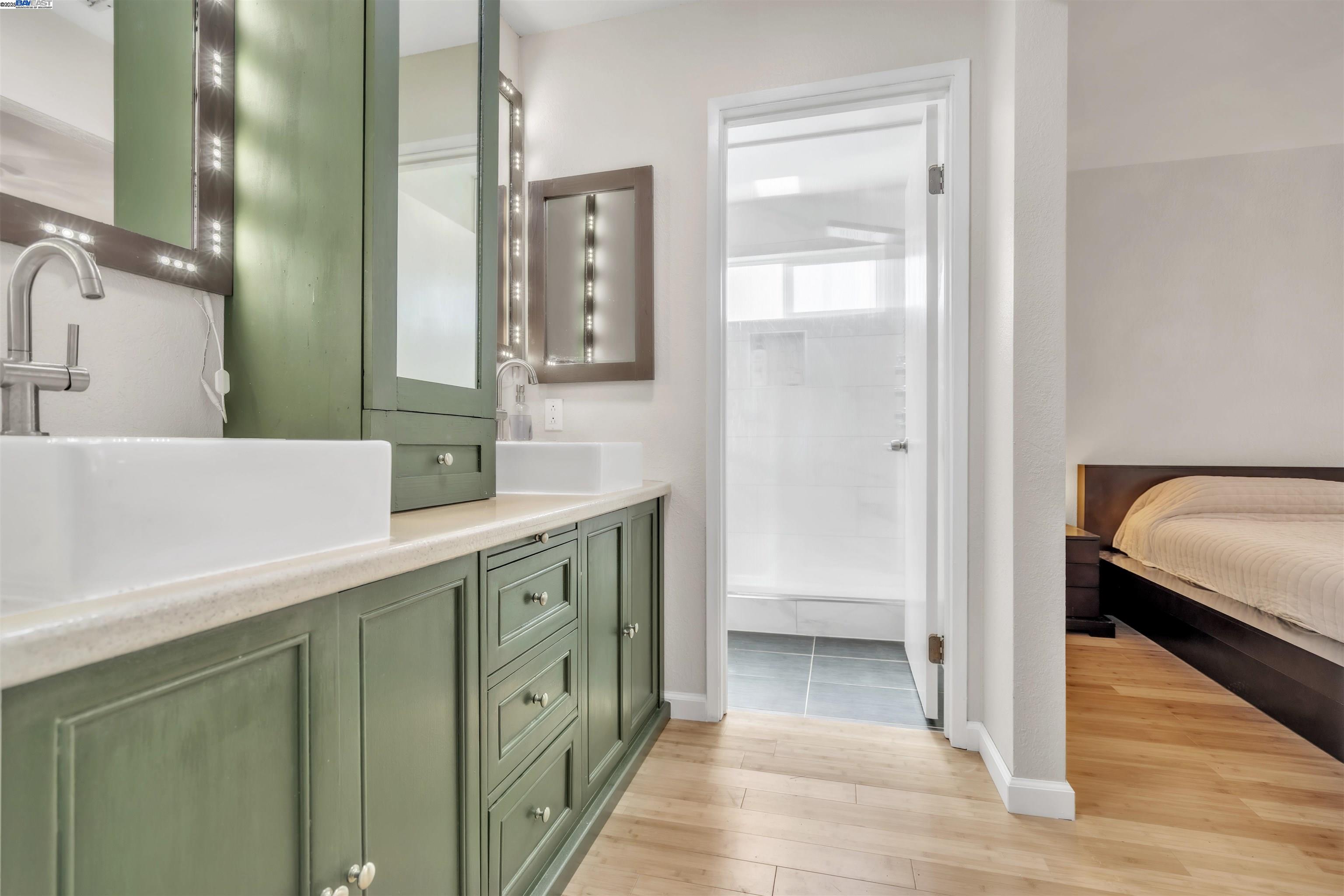 Detail Gallery Image 25 of 46 For 2380 Cabrillo Dr, Hayward,  CA 94545 - 4 Beds | 2/1 Baths