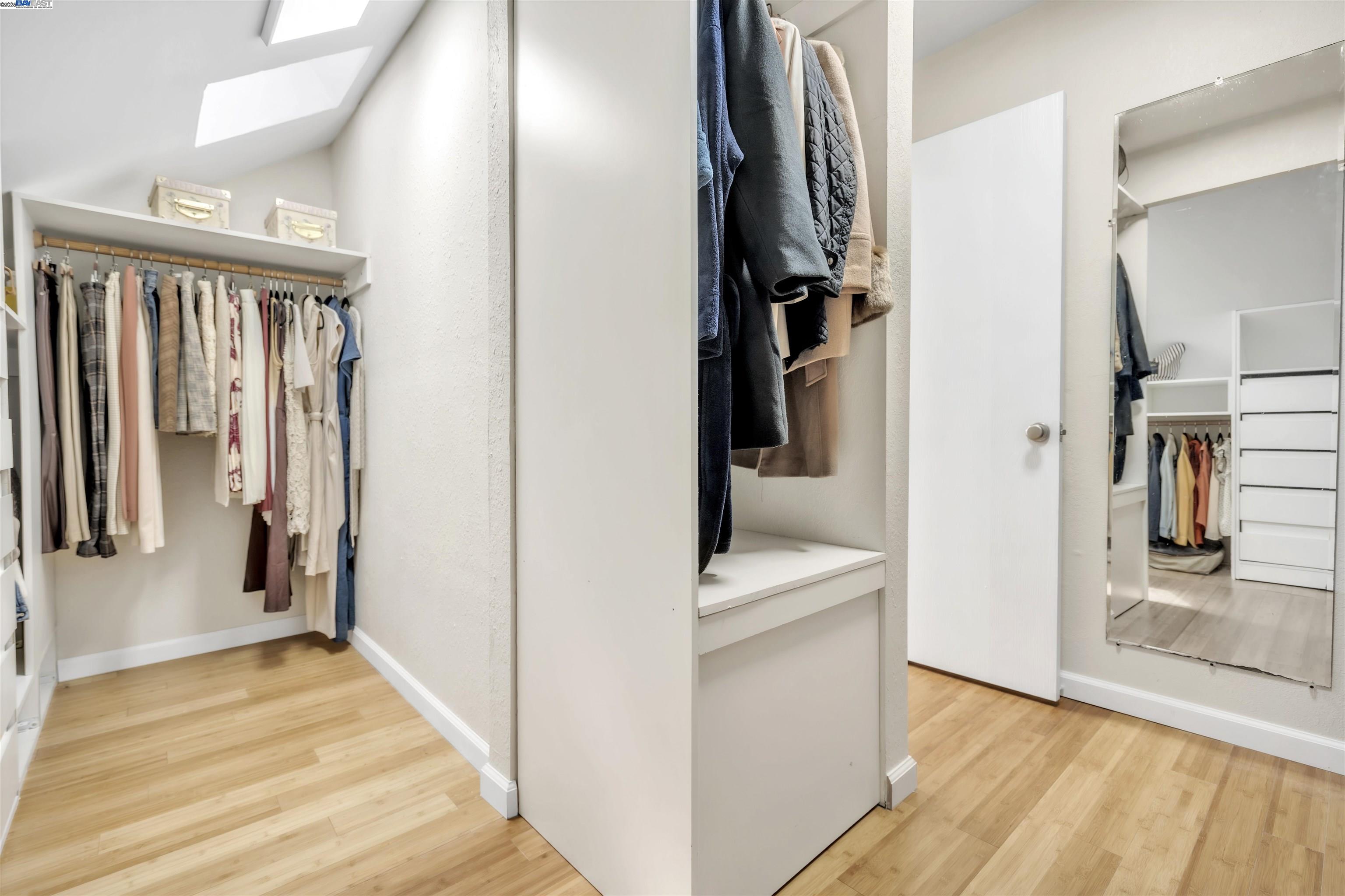 Detail Gallery Image 26 of 46 For 2380 Cabrillo Dr, Hayward,  CA 94545 - 4 Beds | 2/1 Baths