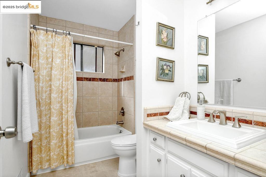 Detail Gallery Image 22 of 34 For 224 Hillside Road, Antioch,  CA 94509-4932 - 4 Beds | 2/1 Baths