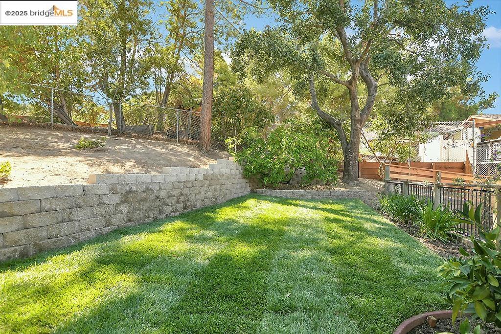 Detail Gallery Image 31 of 34 For 224 Hillside Road, Antioch,  CA 94509-4932 - 4 Beds | 2/1 Baths