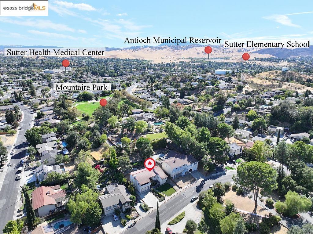 Detail Gallery Image 5 of 34 For 224 Hillside Road, Antioch,  CA 94509-4932 - 4 Beds | 2/1 Baths