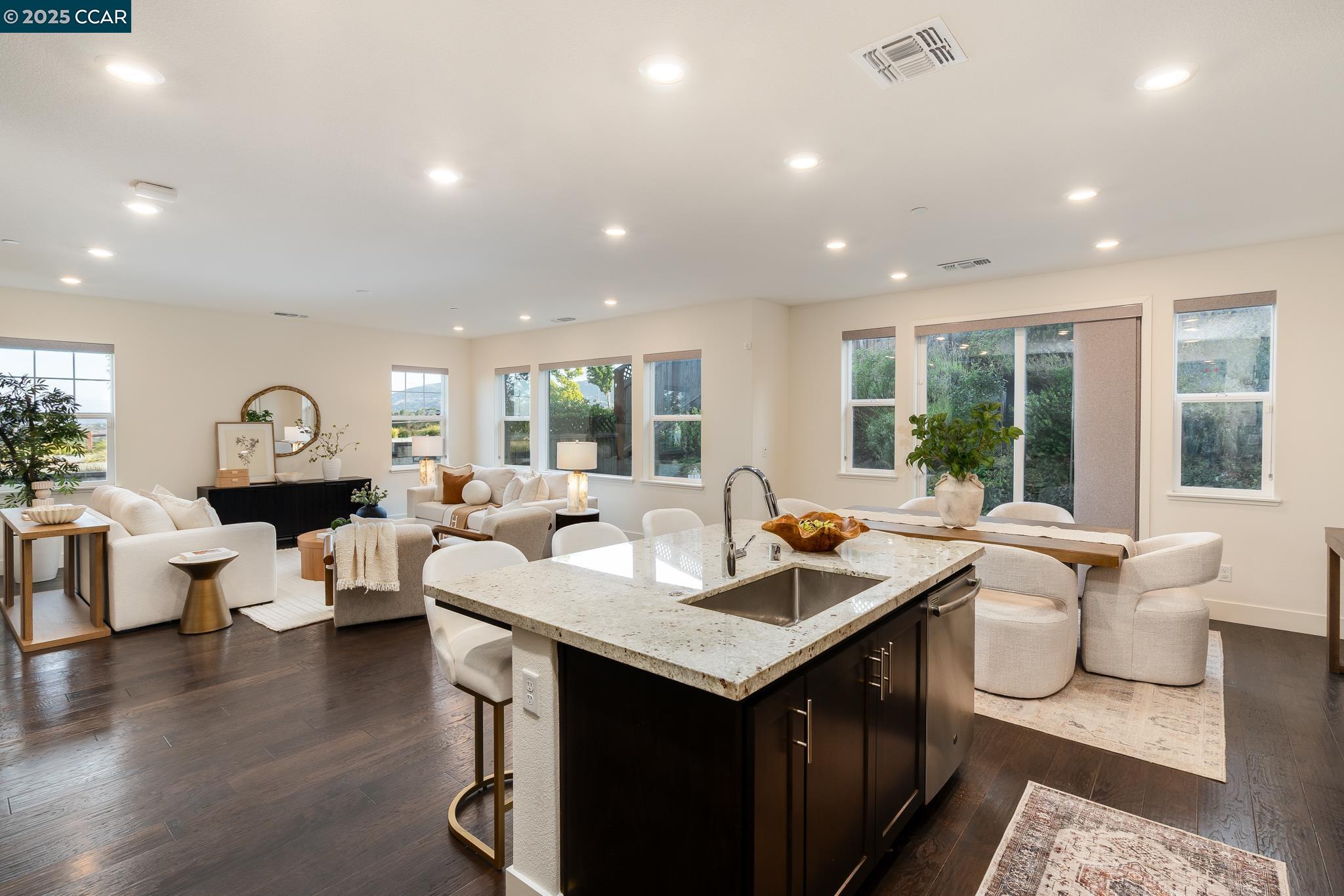 Detail Gallery Image 11 of 43 For 1721 Tierra Ct, San Ramon,  CA 94583 - 4 Beds | 3 Baths