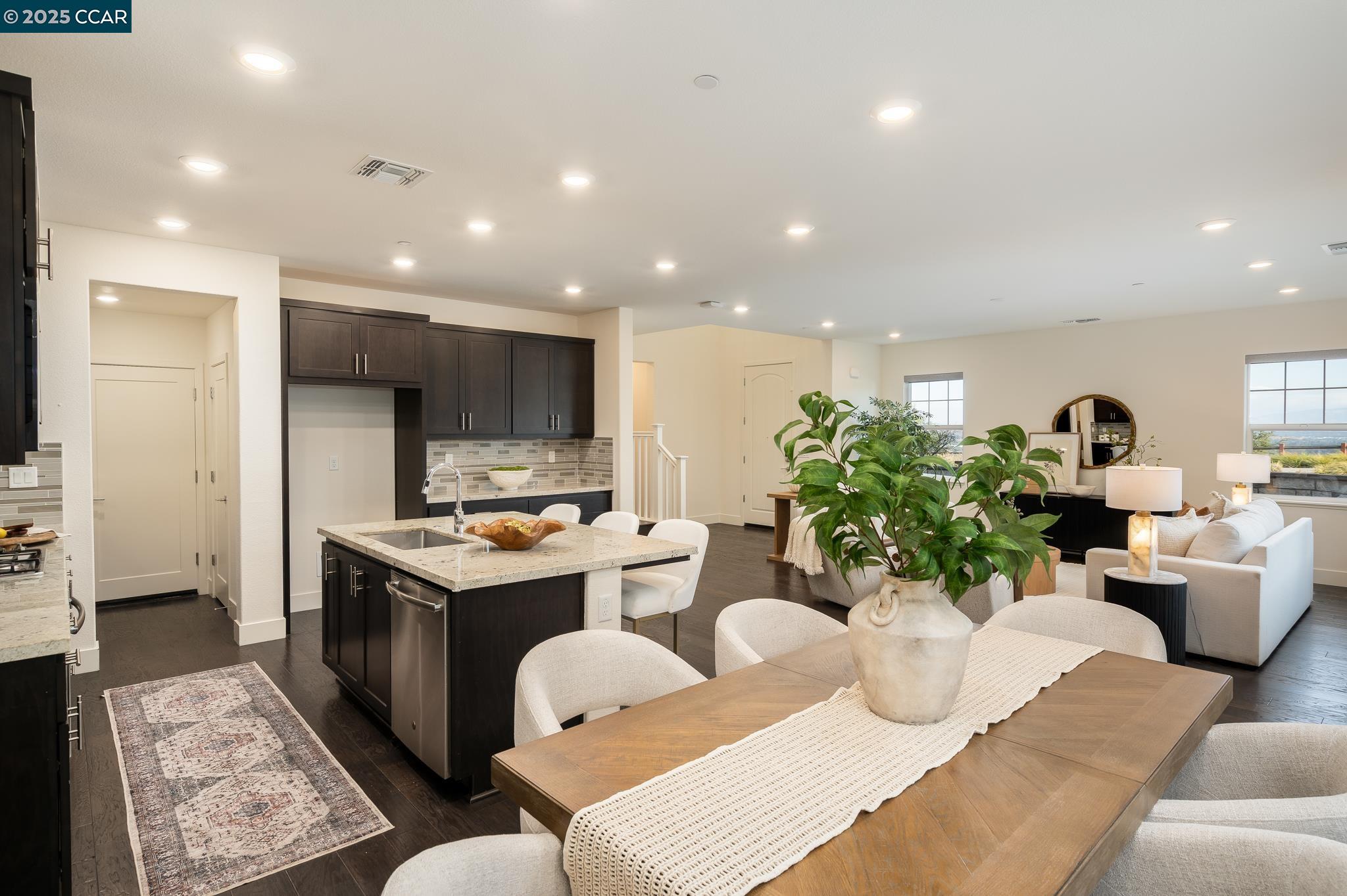 Detail Gallery Image 12 of 43 For 1721 Tierra Ct, San Ramon,  CA 94583 - 4 Beds | 3 Baths
