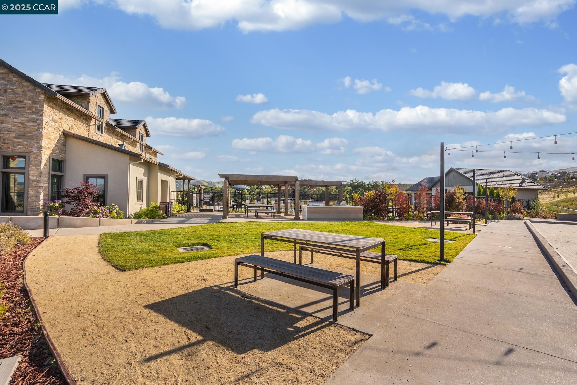Detail Gallery Image 41 of 43 For 1721 Tierra Ct, San Ramon,  CA 94583 - 4 Beds | 3 Baths