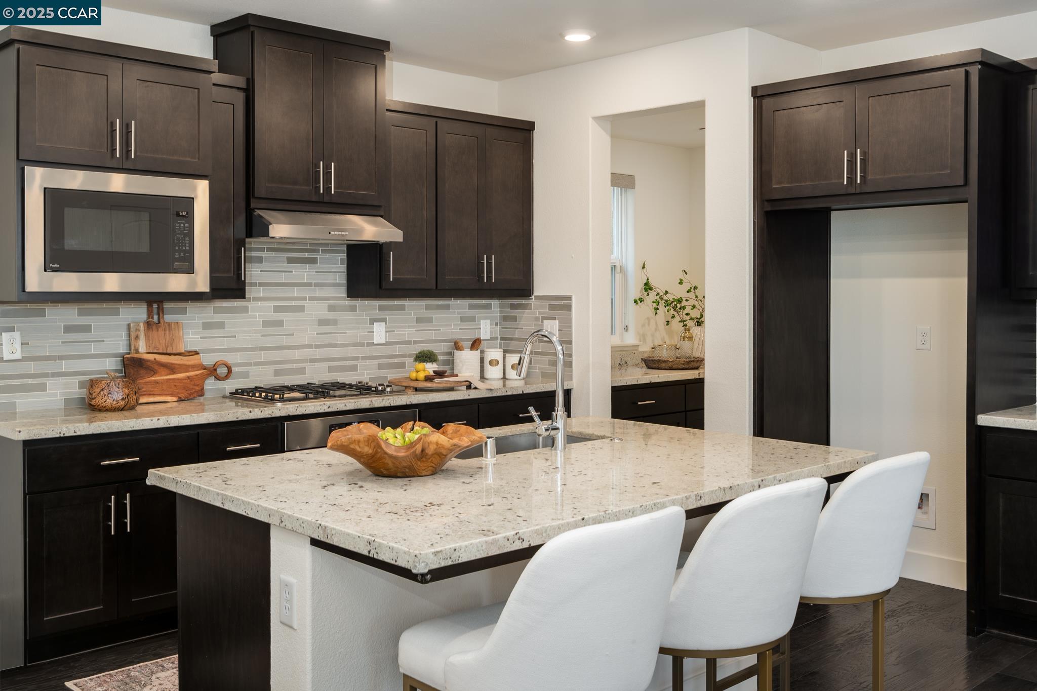 Detail Gallery Image 7 of 43 For 1721 Tierra Ct, San Ramon,  CA 94583 - 4 Beds | 3 Baths