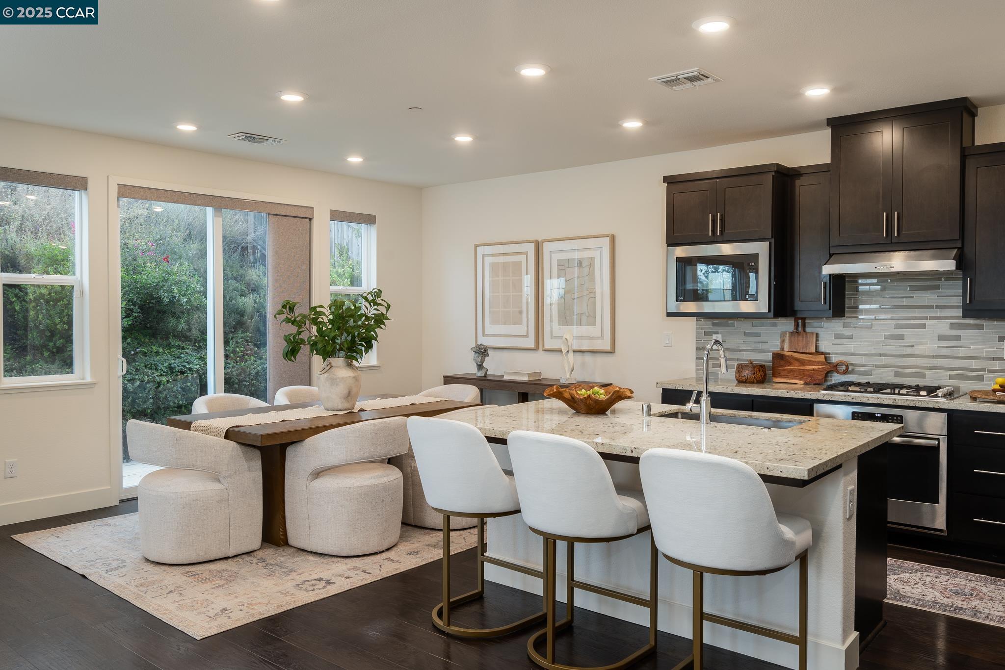 Detail Gallery Image 8 of 43 For 1721 Tierra Ct, San Ramon,  CA 94583 - 4 Beds | 3 Baths