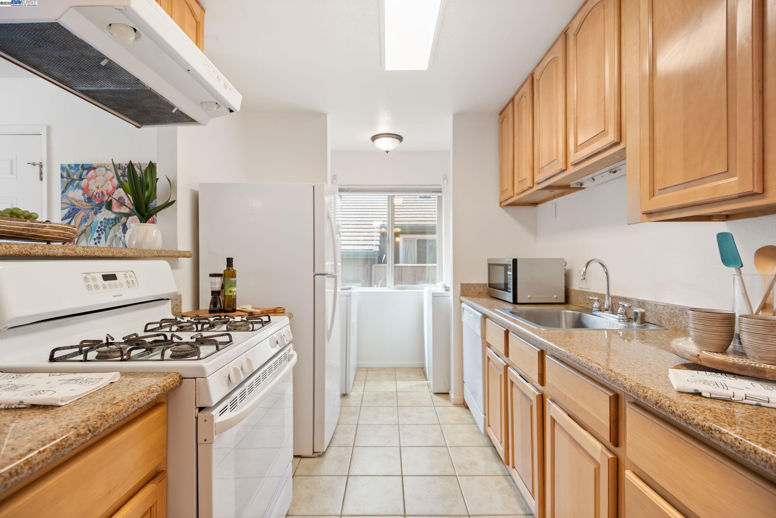Photo #10: 41111444 Listing: Photo #10