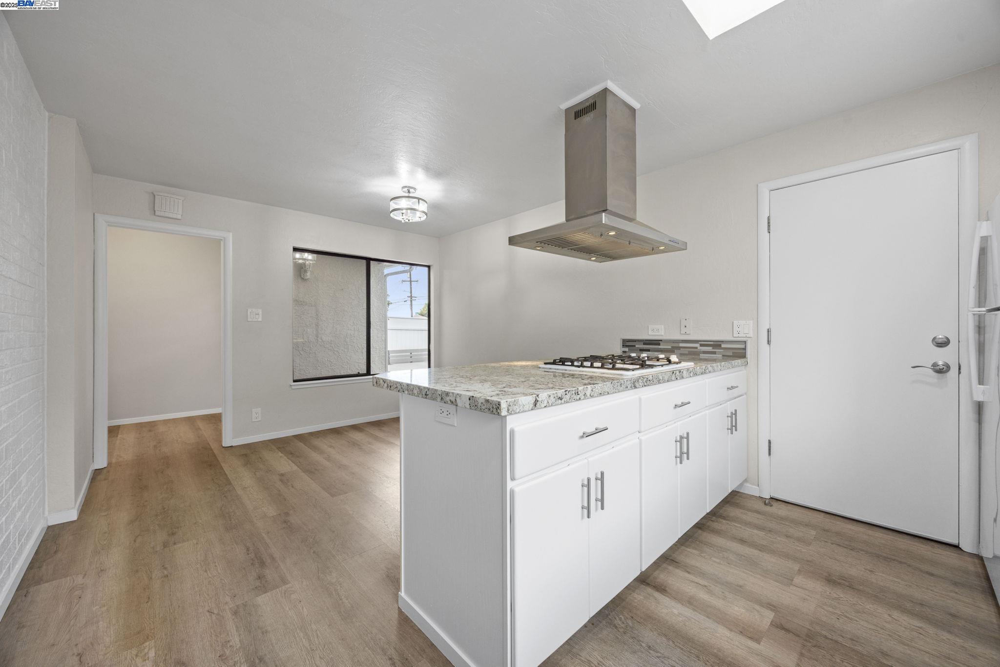 Detail Gallery Image 19 of 31 For 24626 Willimet Way, Hayward,  CA 94544 - 3 Beds | 2 Baths
