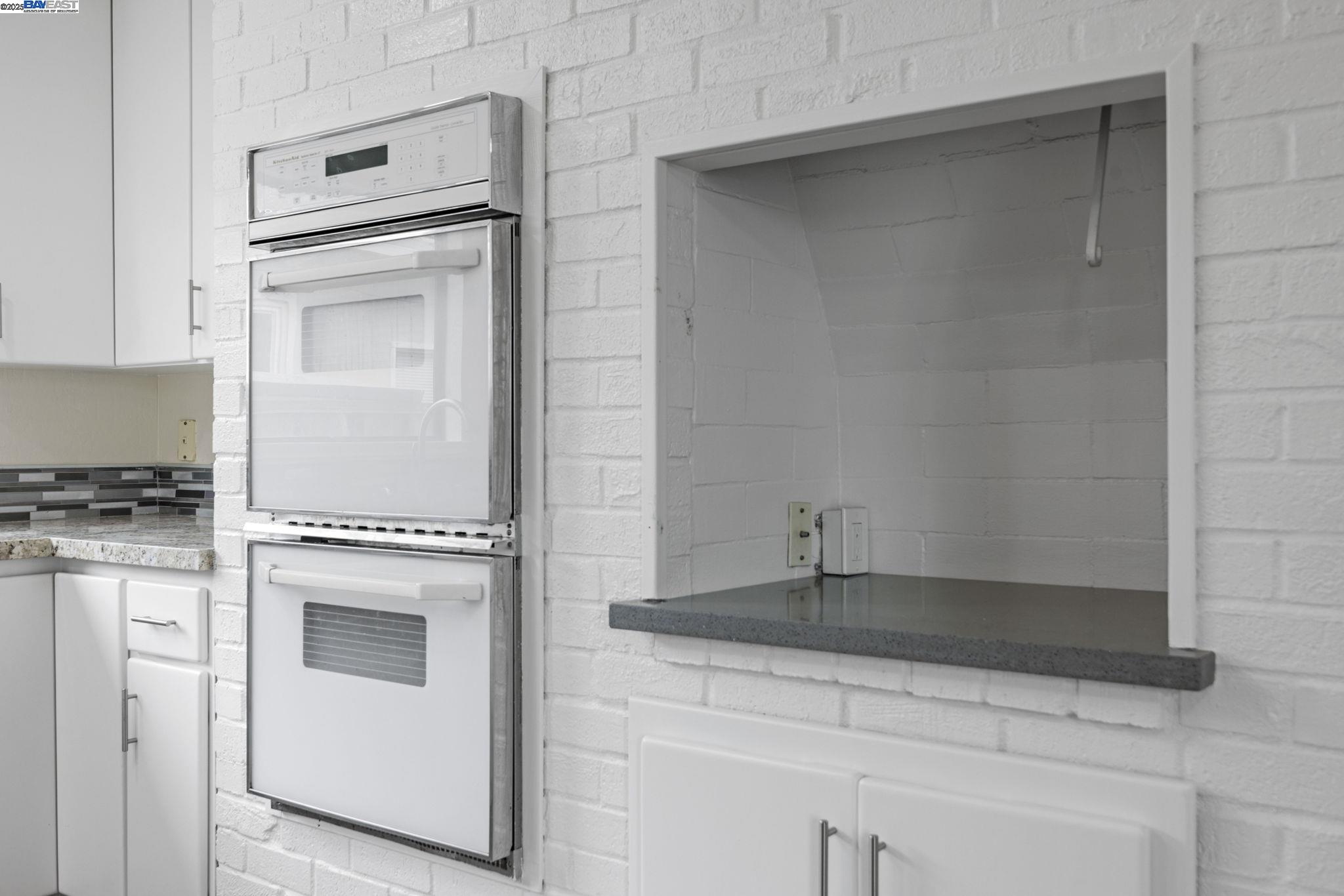 Detail Gallery Image 21 of 31 For 24626 Willimet Way, Hayward,  CA 94544 - 3 Beds | 2 Baths