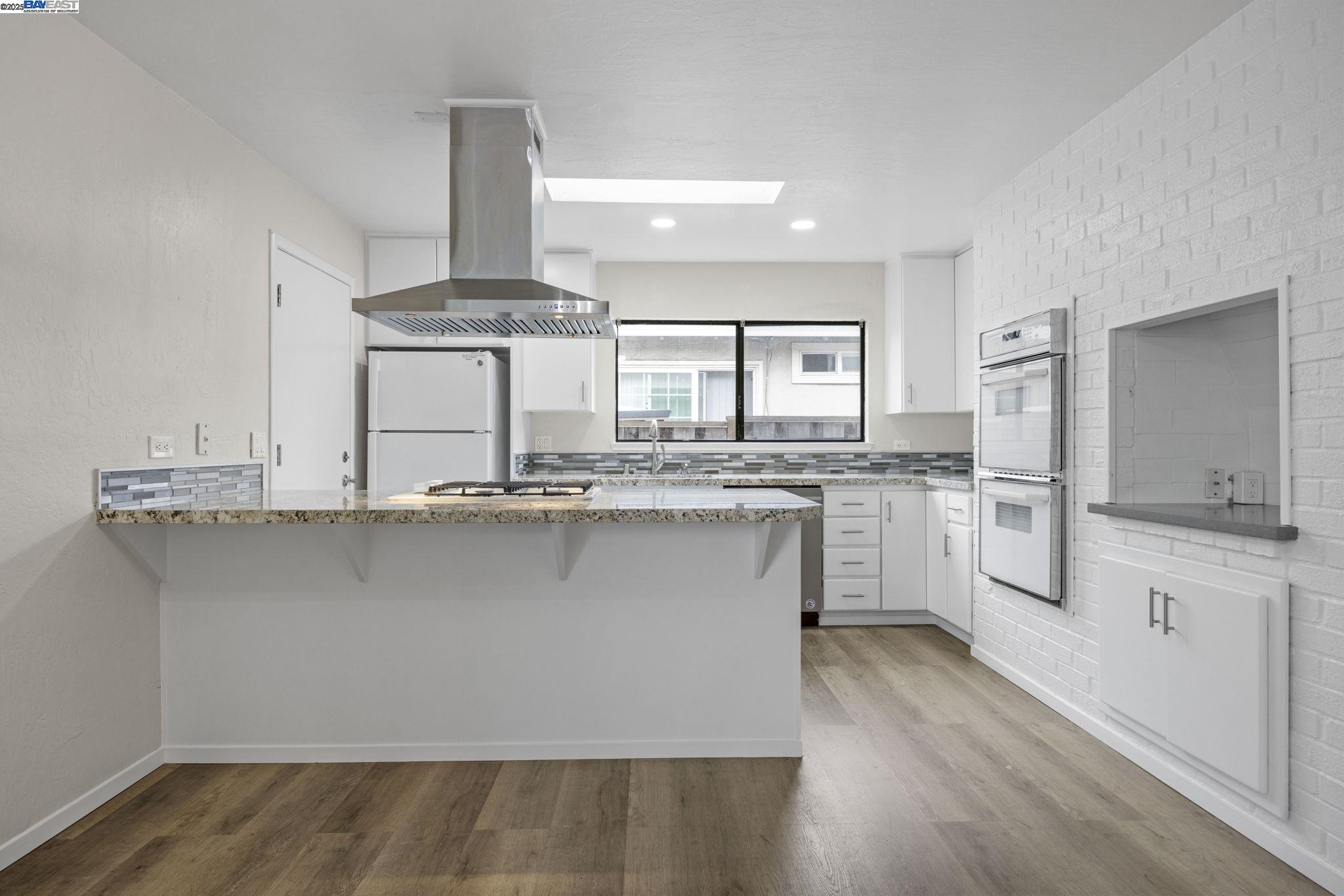 Detail Gallery Image 24 of 31 For 24626 Willimet Way, Hayward,  CA 94544 - 3 Beds | 2 Baths
