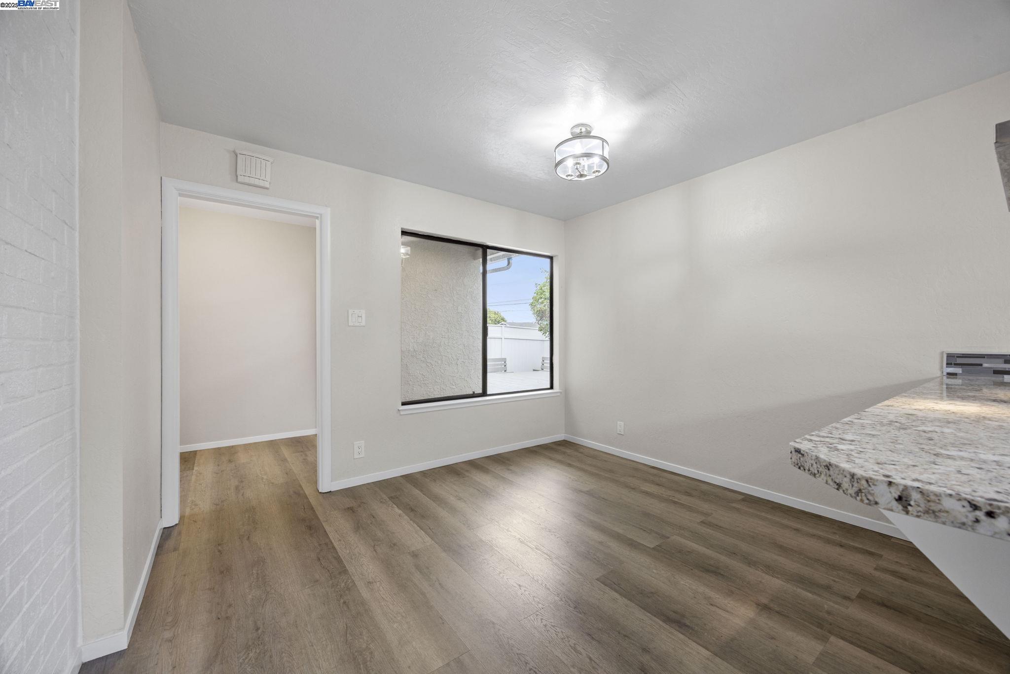 Detail Gallery Image 26 of 31 For 24626 Willimet Way, Hayward,  CA 94544 - 3 Beds | 2 Baths