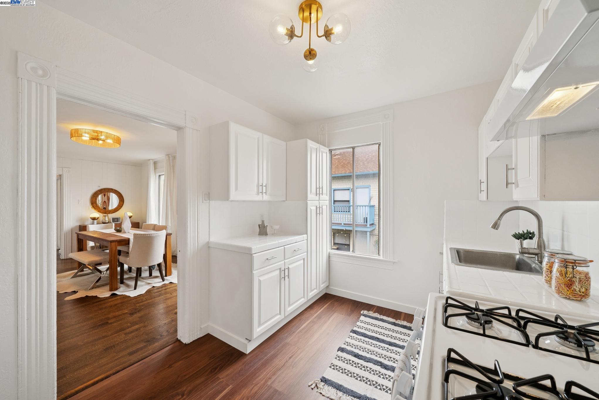 Detail Gallery Image 11 of 36 For 1805 Eagle Ave, Alameda,  CA 94501 - – Beds | – Baths