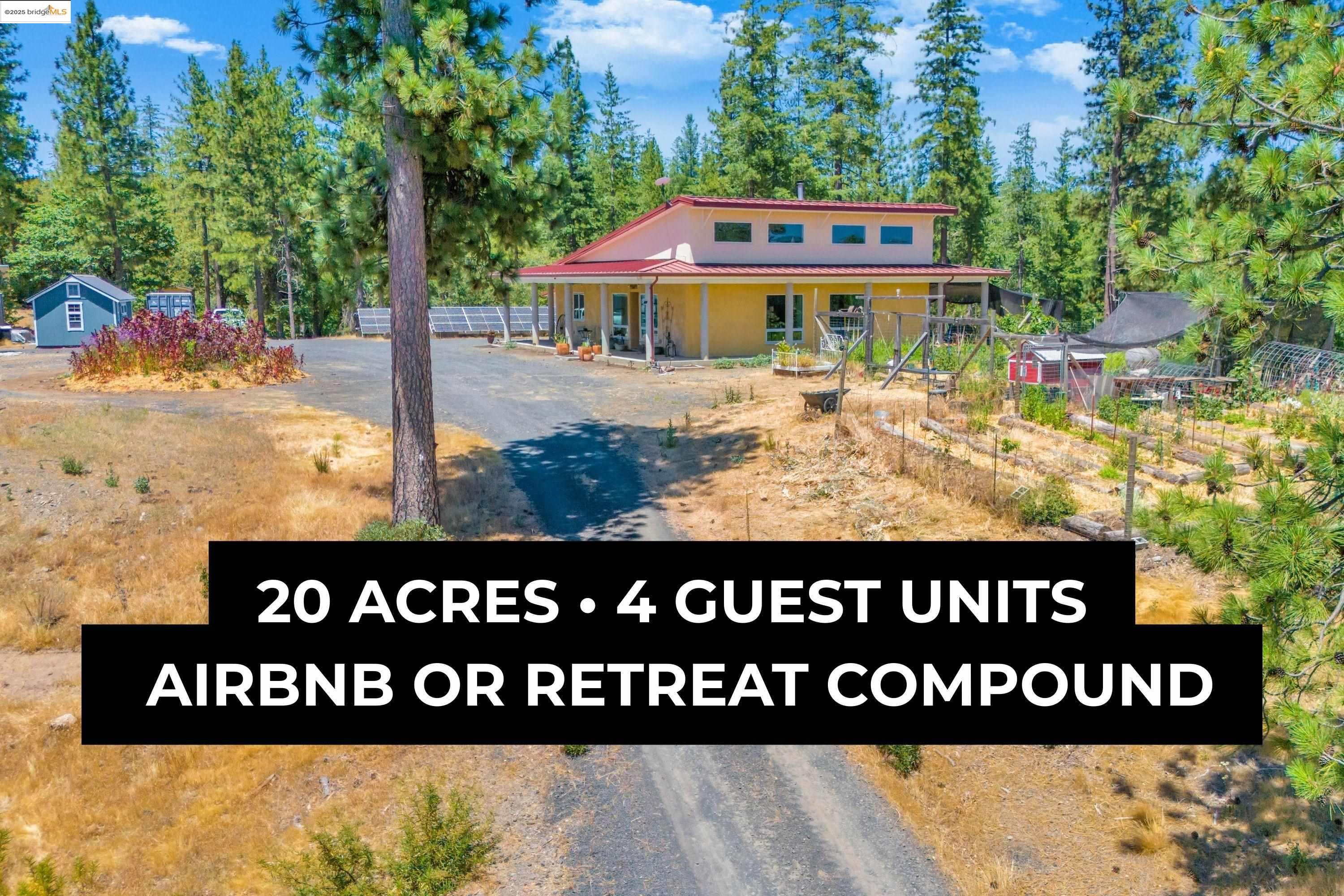 Groveland (A gateway to Yosemite)