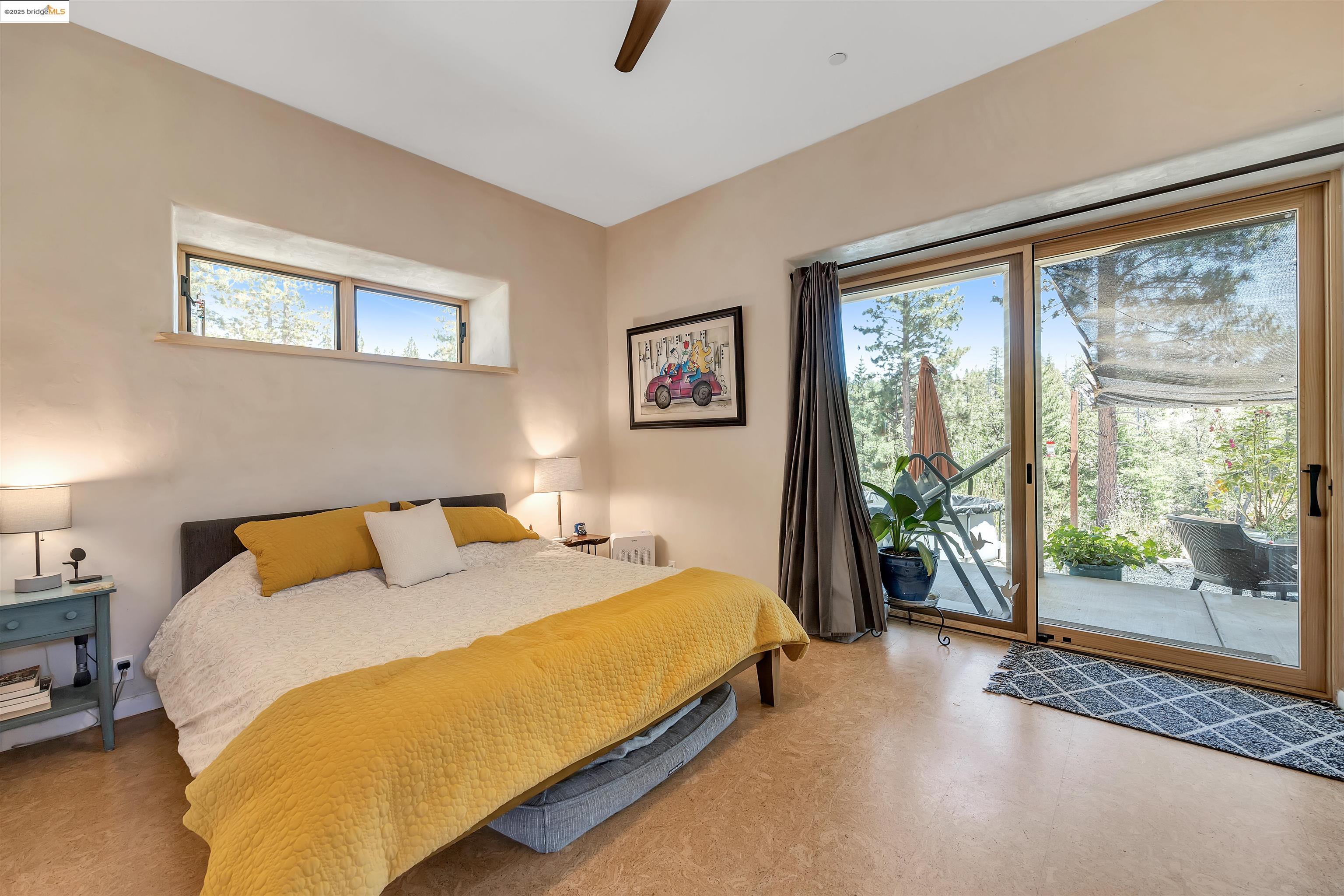 Detail Gallery Image 15 of 24 For 9935 Jackass Creek Rd, Groveland,  CA 95321 - 1 Beds | 2 Baths