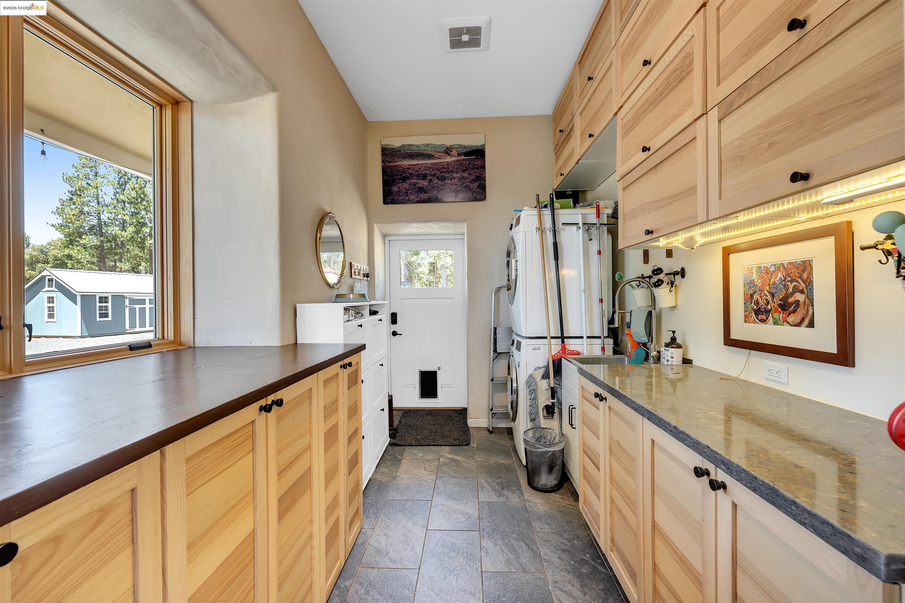 Detail Gallery Image 23 of 24 For 9935 Jackass Creek Rd, Groveland,  CA 95321 - 1 Beds | 2 Baths