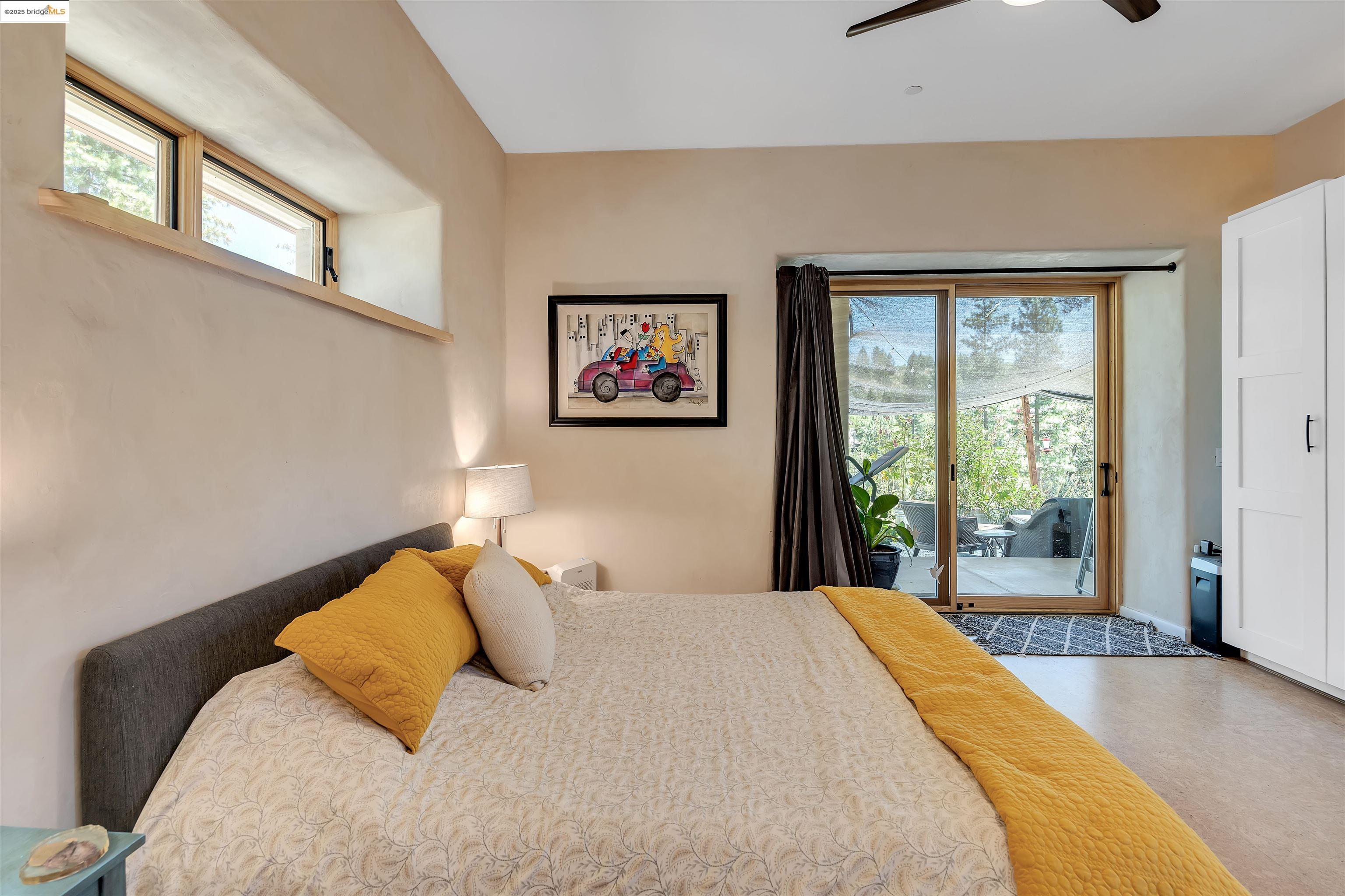 Detail Gallery Image 29 of 44 For 9935 Jackass Creek Rd, Groveland,  CA 95321 - 1 Beds | 2 Baths