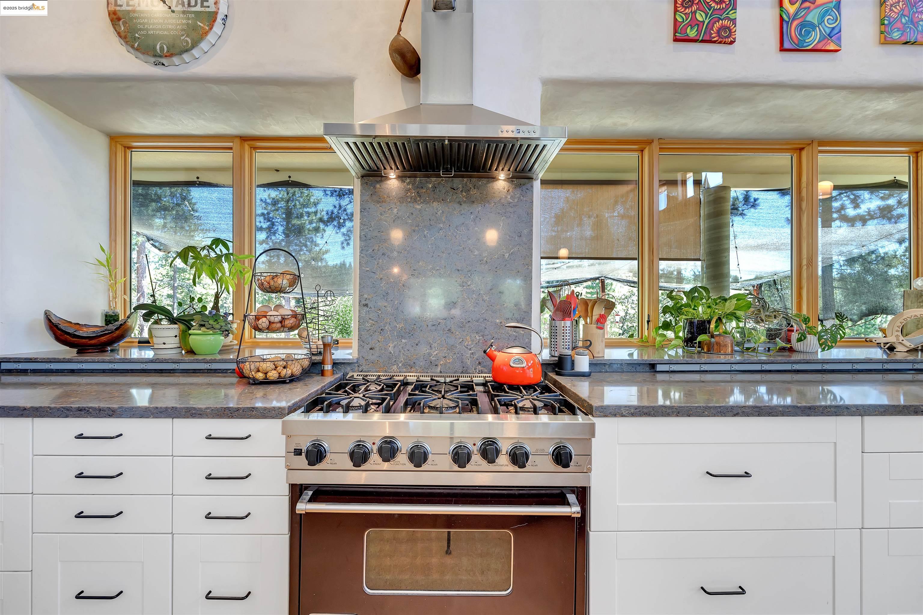 Detail Gallery Image 6 of 24 For 9935 Jackass Creek Rd, Groveland,  CA 95321 - 1 Beds | 2 Baths