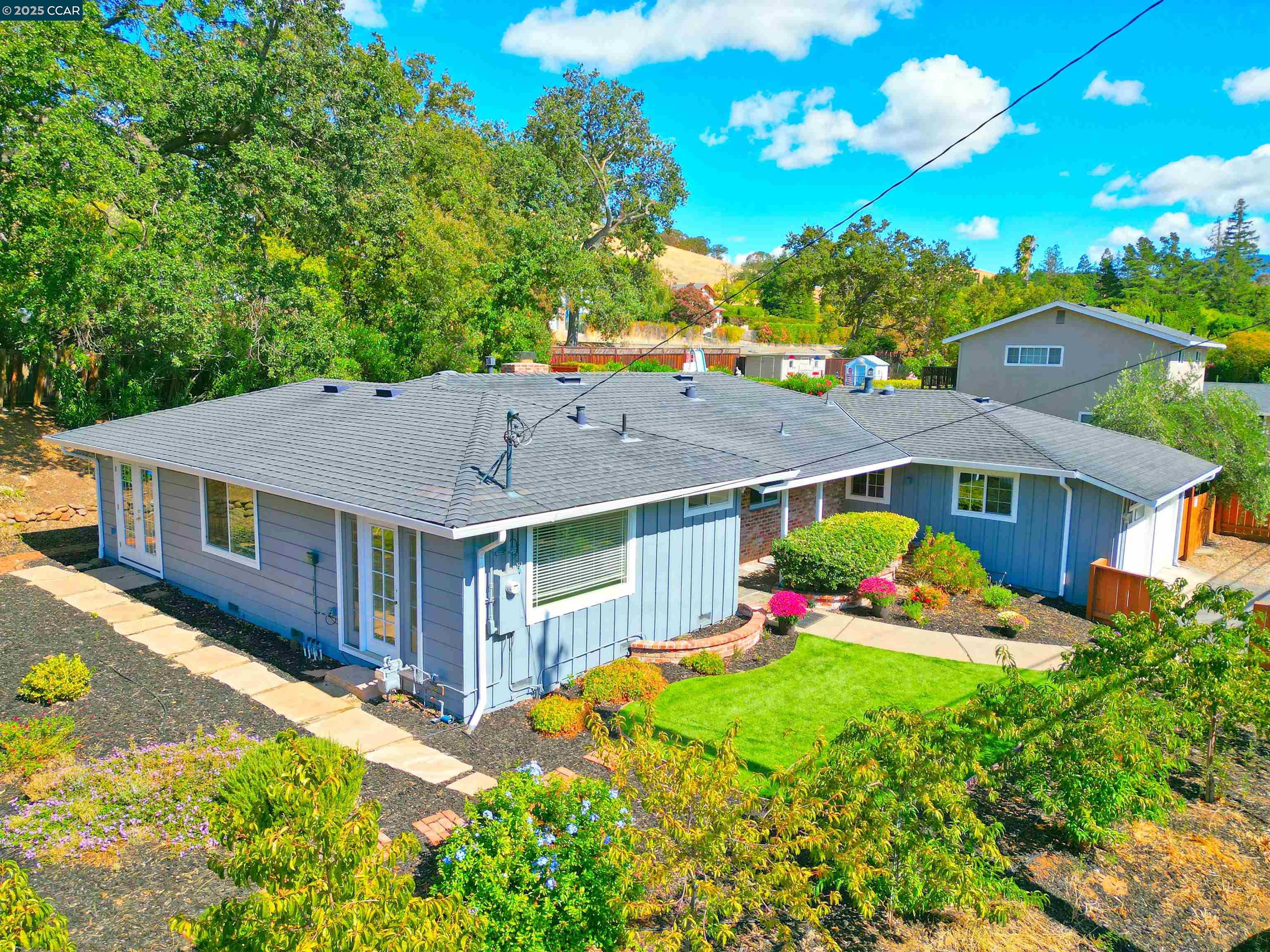 Detail Gallery Image 26 of 44 For 886 San Miguel Rd, Concord,  CA 94518 - 3 Beds | 2 Baths