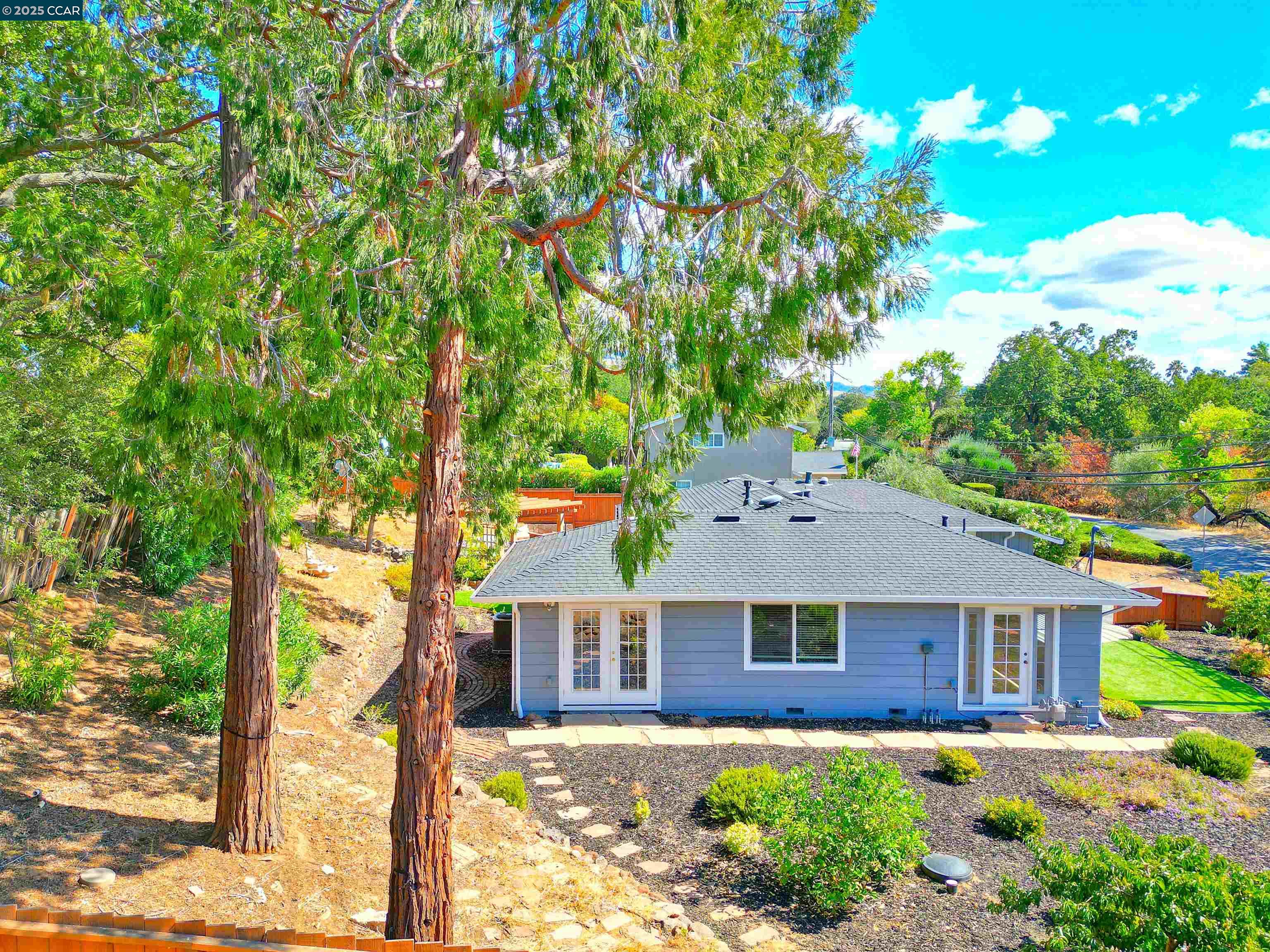 Detail Gallery Image 29 of 44 For 886 San Miguel Rd, Concord,  CA 94518 - 3 Beds | 2 Baths