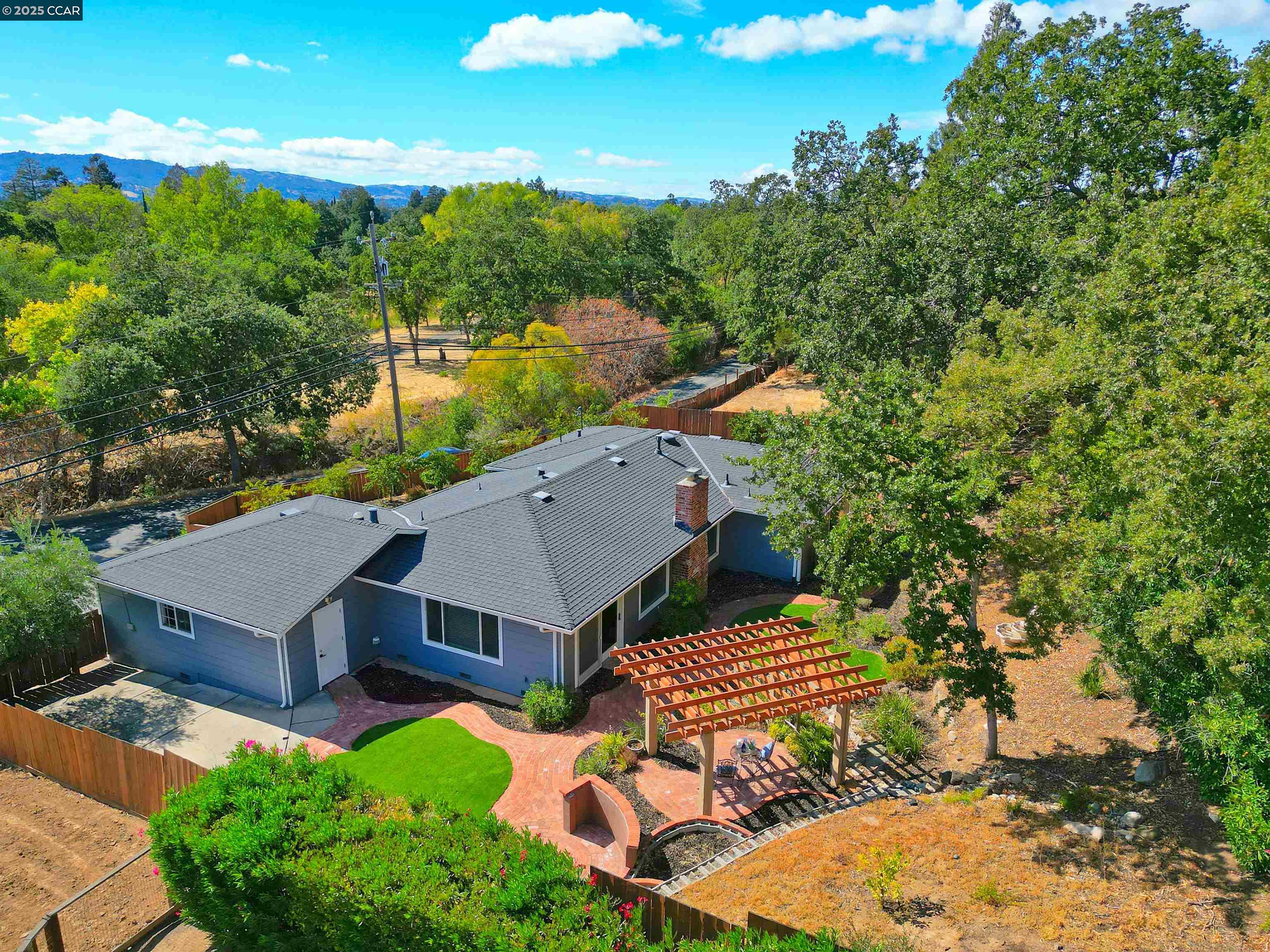 Detail Gallery Image 31 of 44 For 886 San Miguel Rd, Concord,  CA 94518 - 3 Beds | 2 Baths