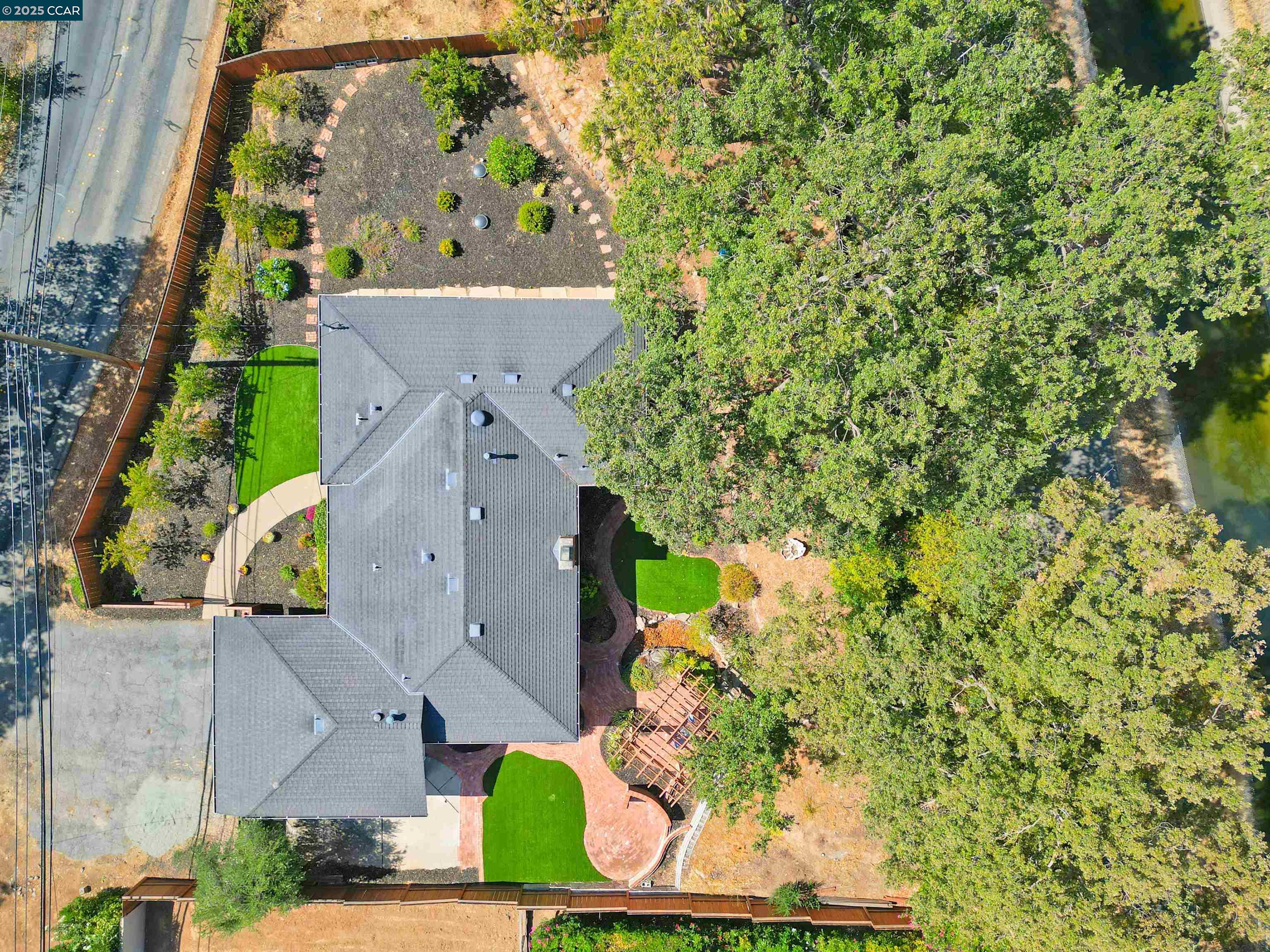 Detail Gallery Image 33 of 44 For 886 San Miguel Rd, Concord,  CA 94518 - 3 Beds | 2 Baths