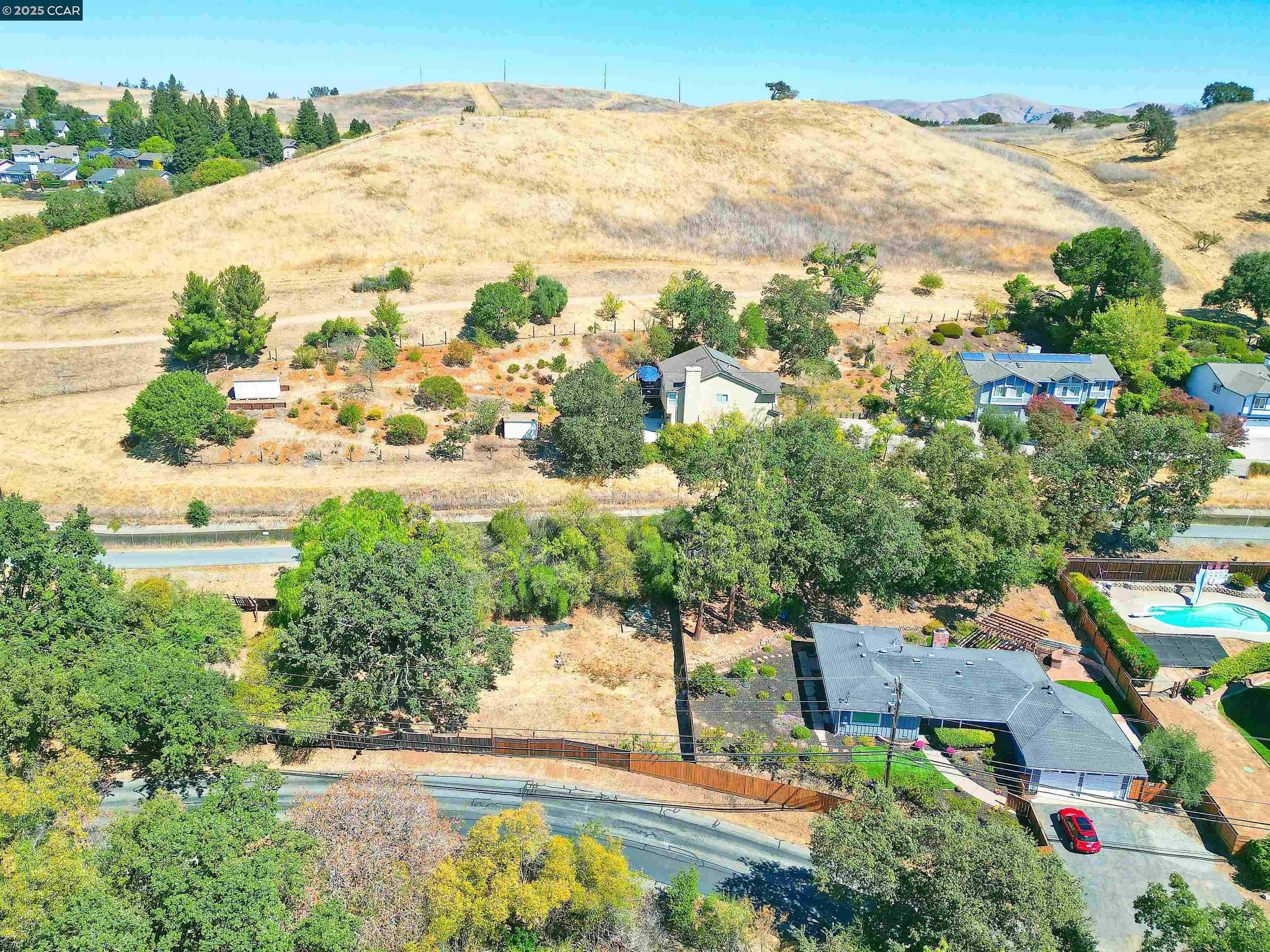 Detail Gallery Image 38 of 44 For 886 San Miguel Rd, Concord,  CA 94518 - 3 Beds | 2 Baths
