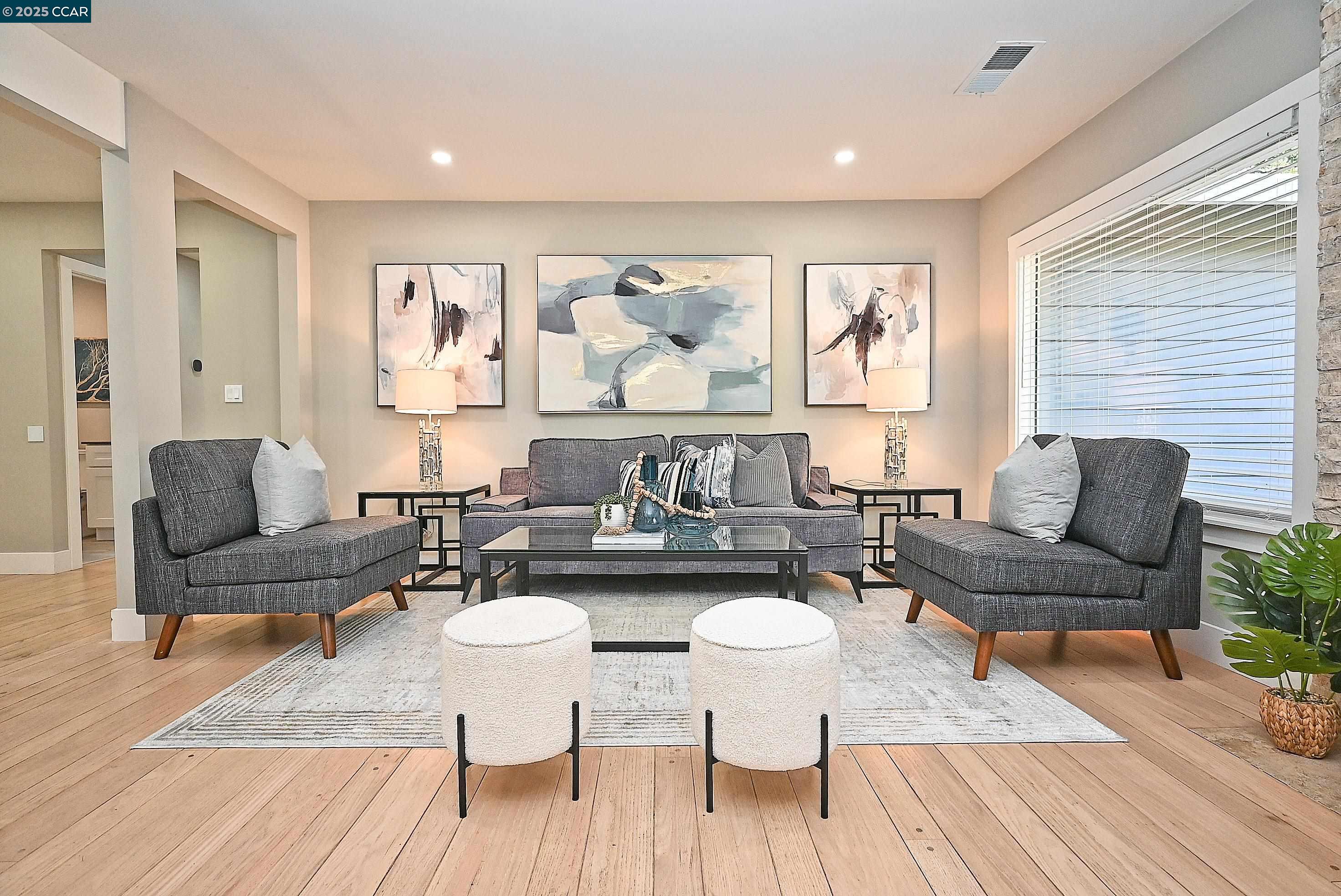 Detail Gallery Image 9 of 44 For 886 San Miguel Rd, Concord,  CA 94518 - 3 Beds | 2 Baths
