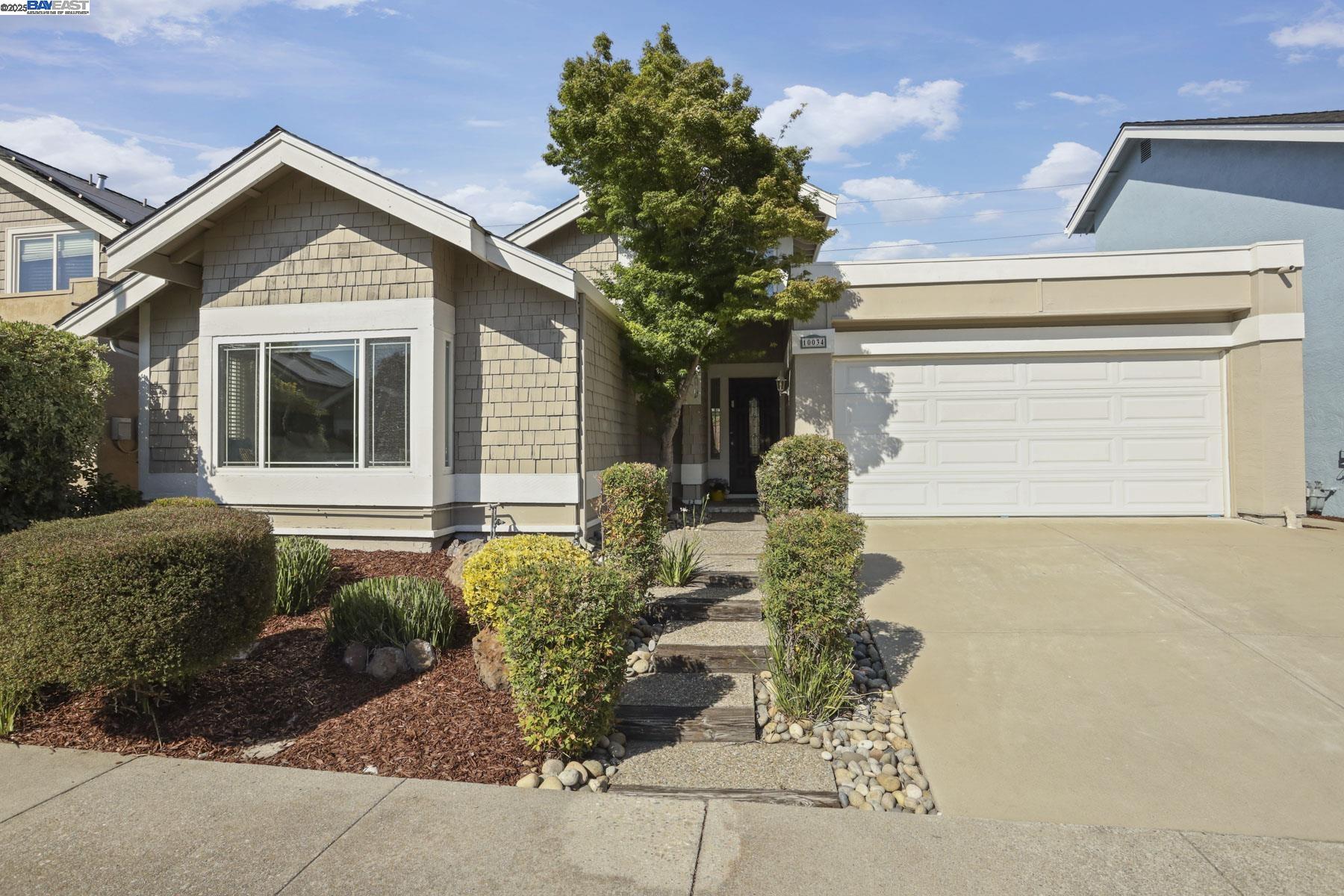 Detail Gallery Image 2 of 49 For 10034 Foxboro Cir, San Ramon,  CA 94583 - 3 Beds | 2 Baths