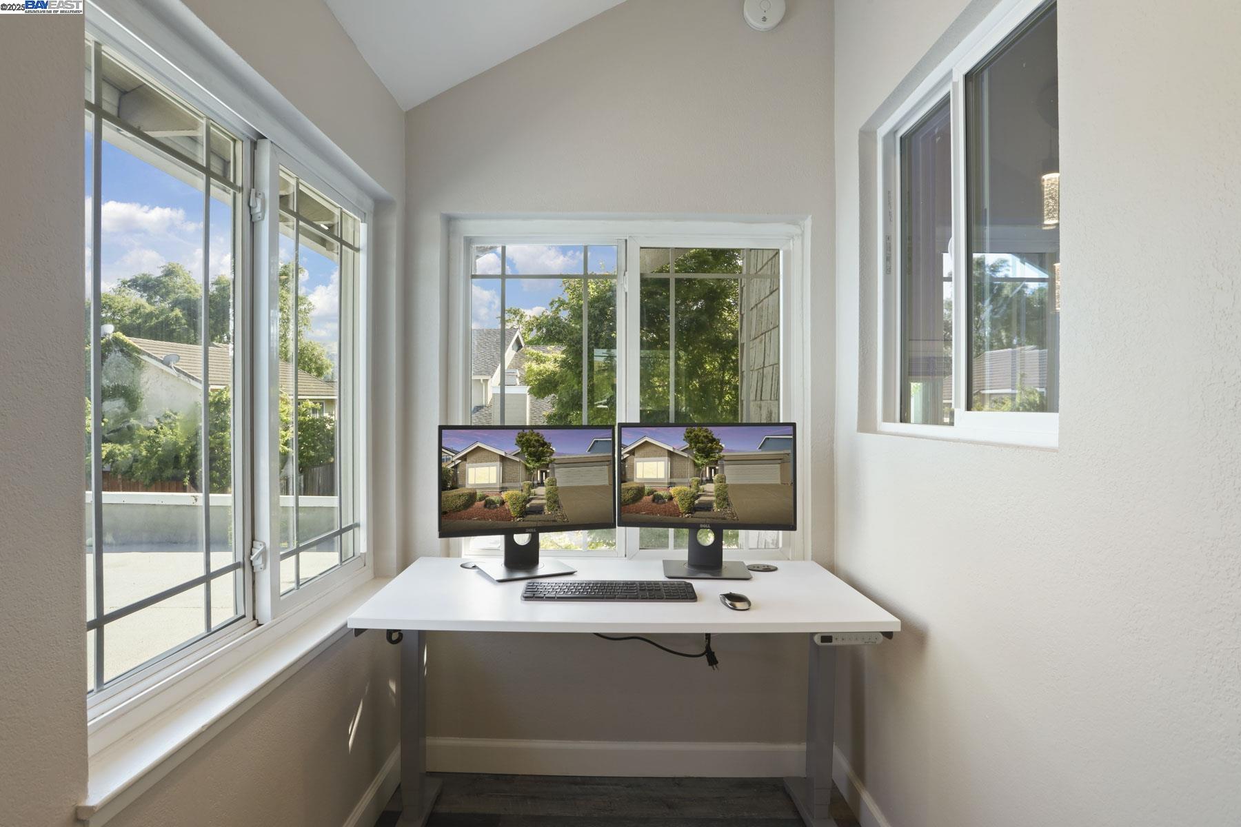 Detail Gallery Image 32 of 49 For 10034 Foxboro Cir, San Ramon,  CA 94583 - 3 Beds | 2 Baths