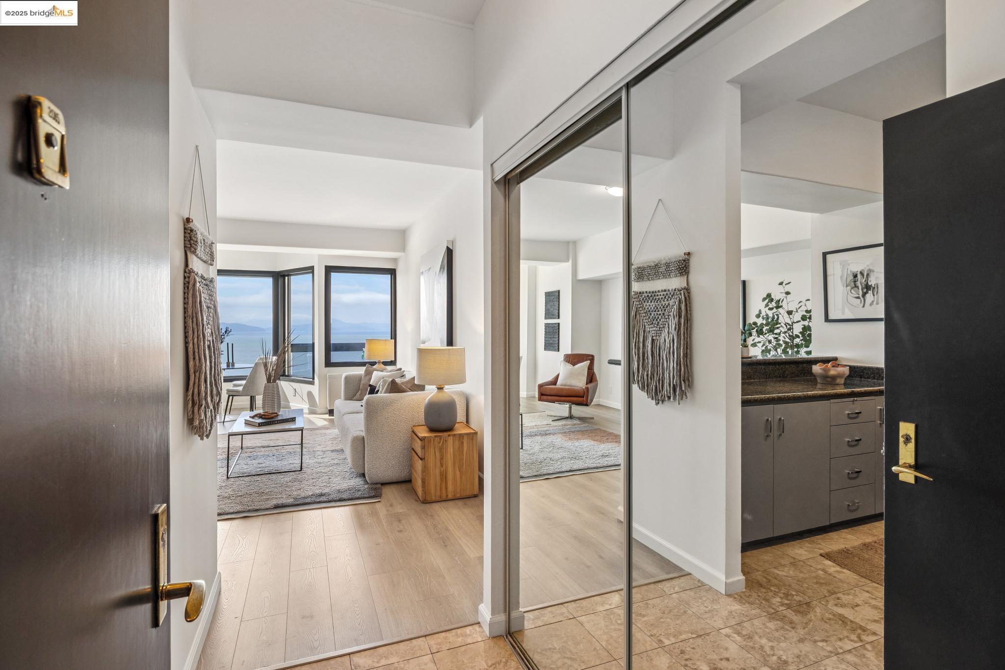 Photo #2: 41111458 Listing 