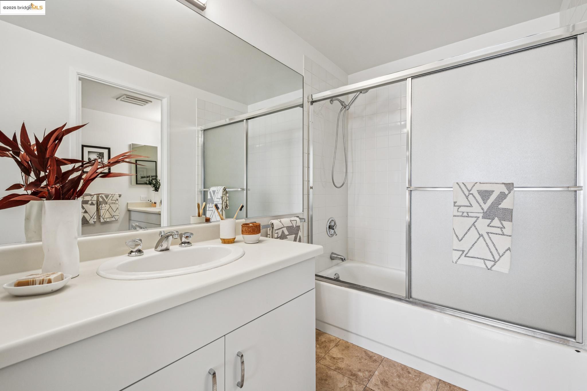 Photo #24: 41111458 Listing: Photo #24