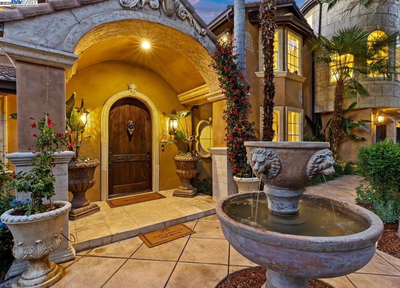 Detail Gallery Image 6 of 60 For 107 Verde Mesa Dr, Danville,  CA 94526 - 5 Beds | 4/1 Baths