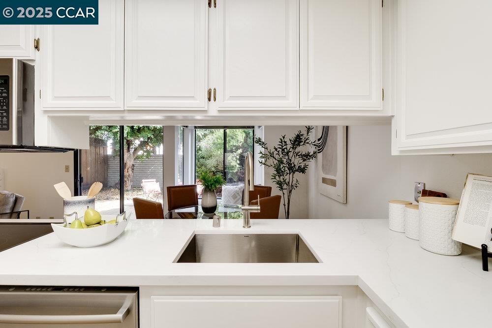 Photo #12: 41111471 Listing: Photo #12