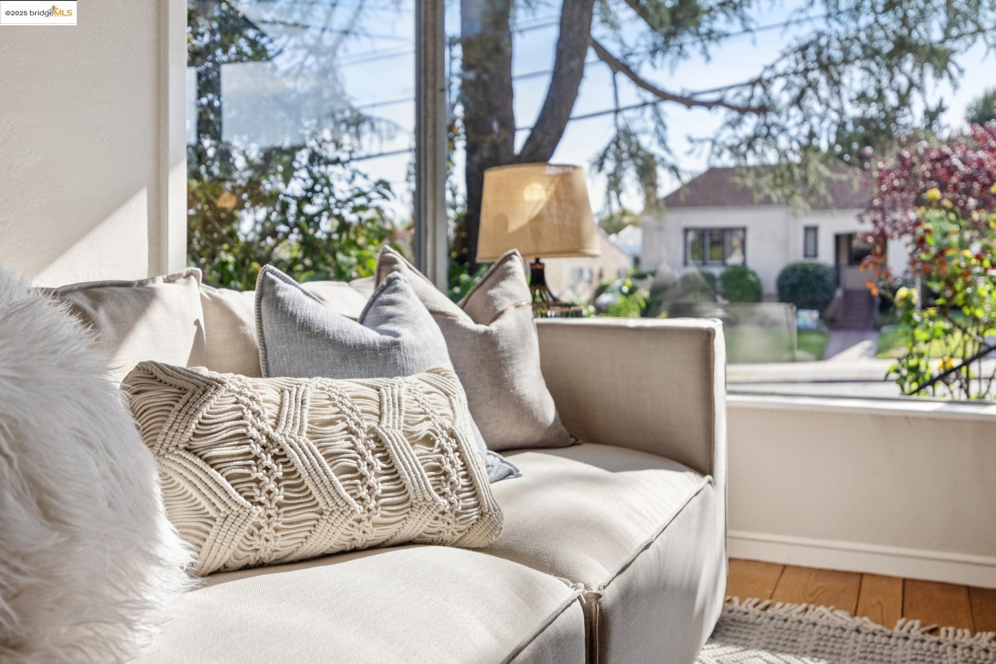 Detail Gallery Image 11 of 46 For 5318 Fleming Avenue, Oakland,  CA 94619 - 2 Beds | 1 Baths